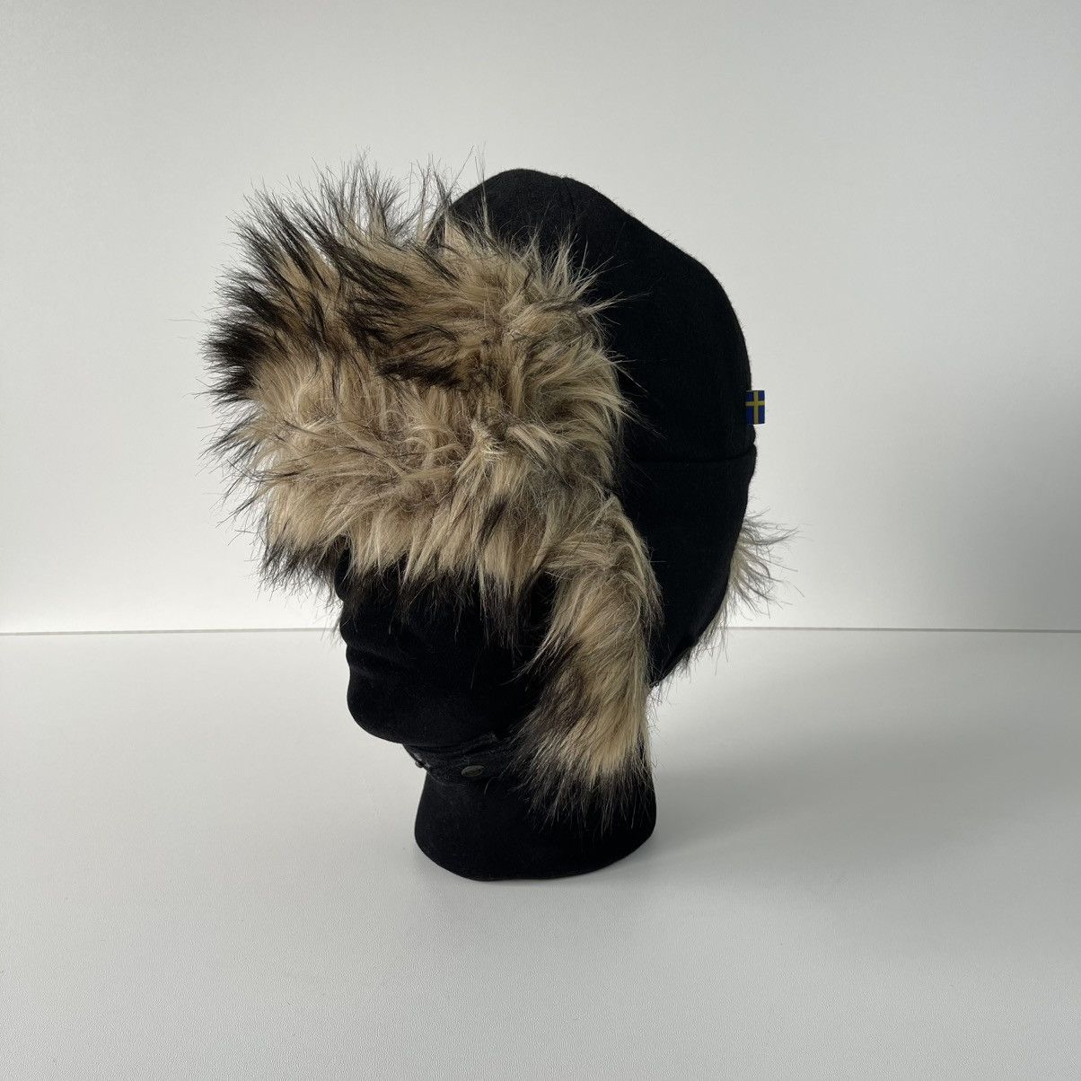 Fjallraven Fjallraven Wool Heater Trapper Winter Hat Vintage Black Size ONE SIZE - 1 Thumbnail
