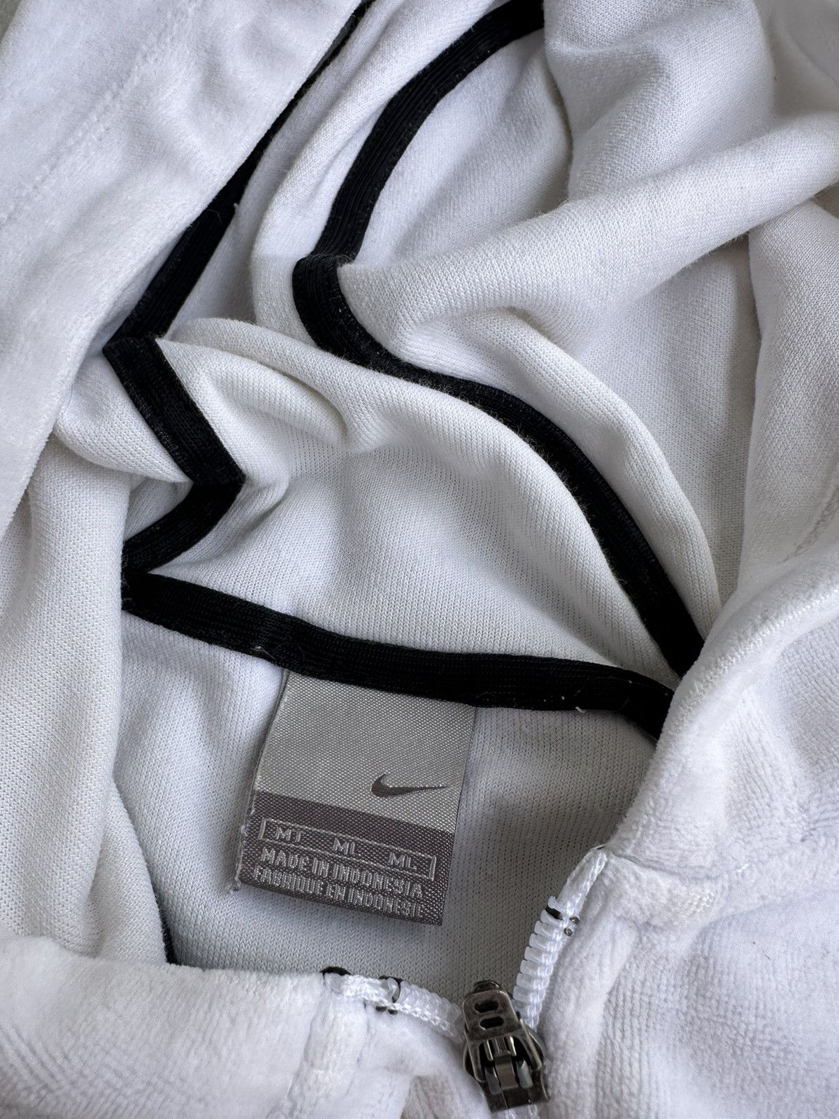 Vintage Vintage Nike Hoodie Size M / US 6-8 / IT 42-44 - 3 Thumbnail