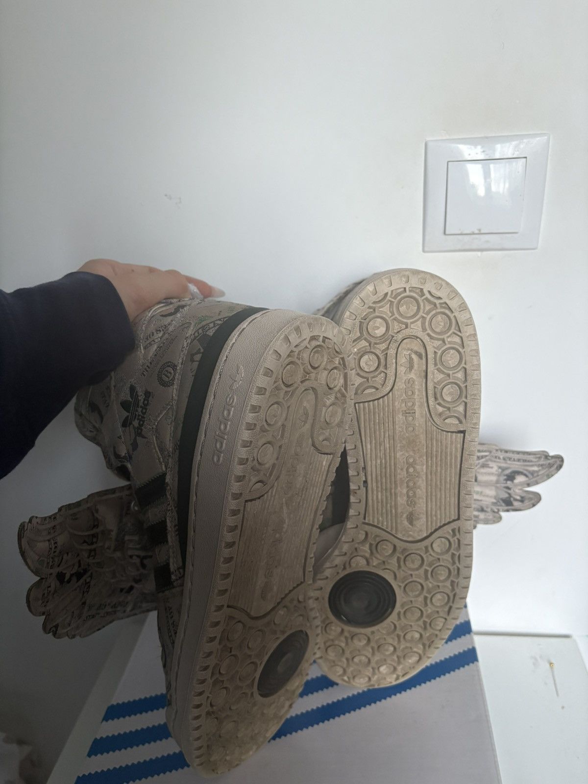 Adidas Adidas Jeremy Scott Size US 8.5 / EU 41-42 - 6 Thumbnail