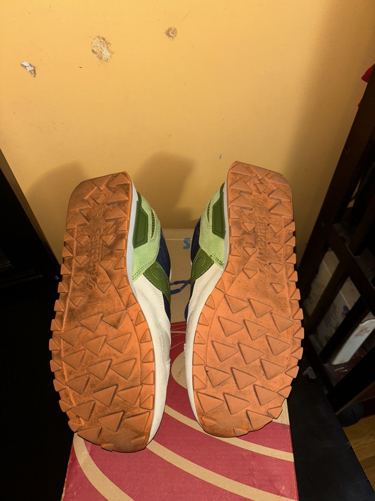 Saucony Saucony 24 Kilates Edition *RARE* Size US 9 / EU 42 - 7 Thumbnail