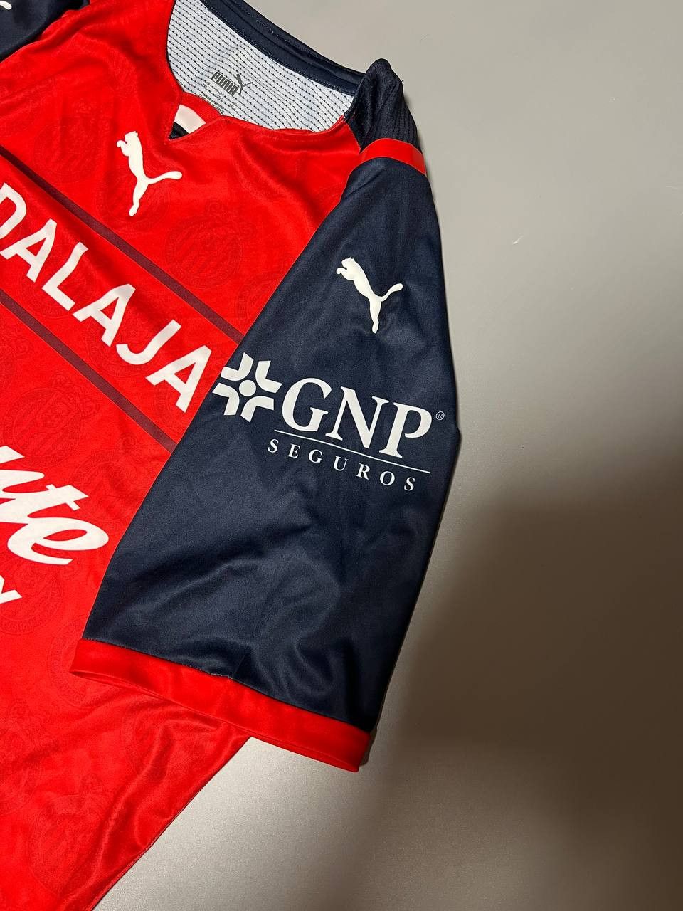 Puma Club Deportivo Guadalajara 2021-22 Football Soccer Jersey Size US XXL / EU 58 / 5 - 4 Thumbnail