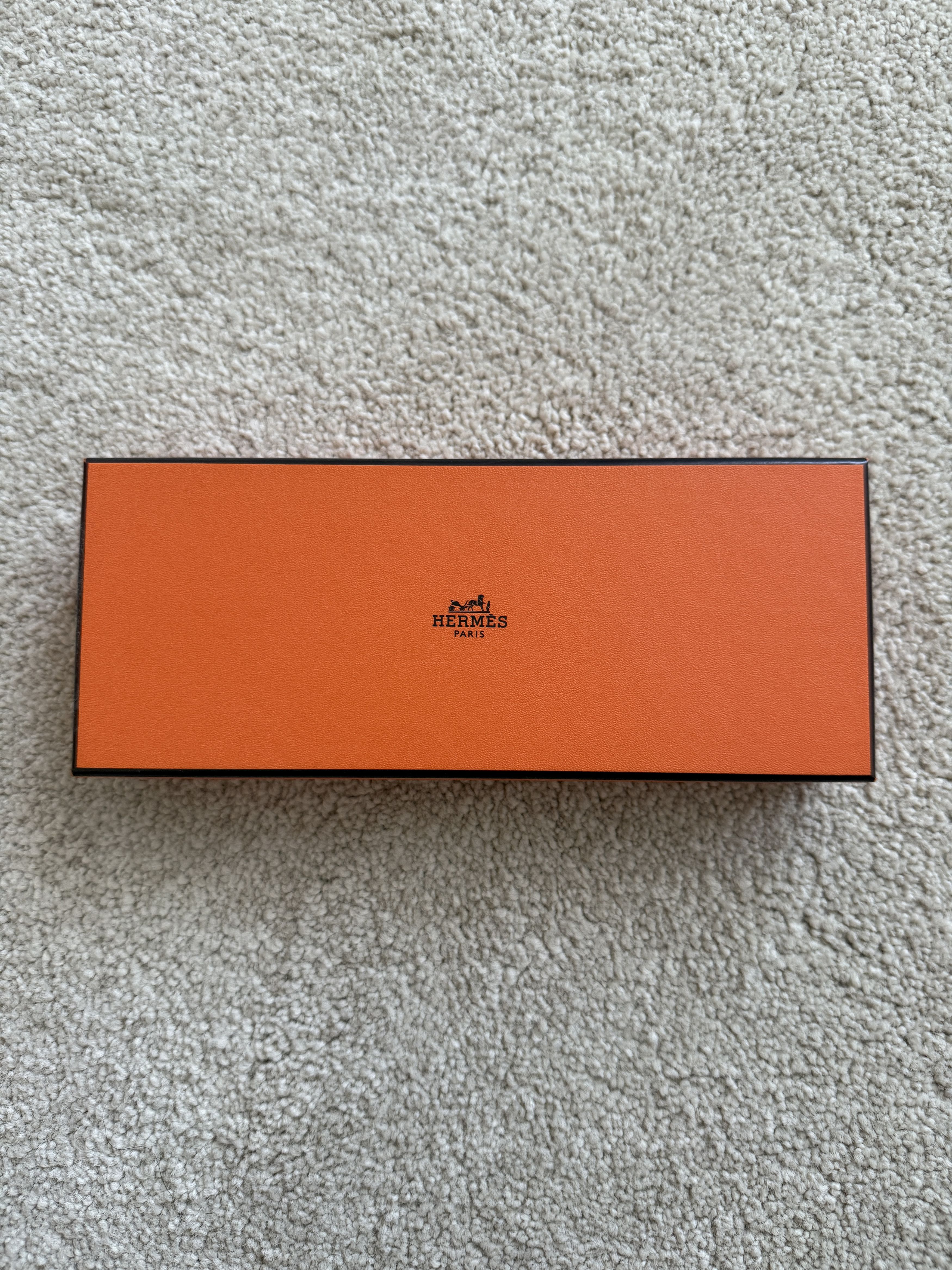 Hermes Authentic Hermes Small Gift Box - approx 3.5 x 8.25 Size ONE SIZE - 1 Thumbnail
