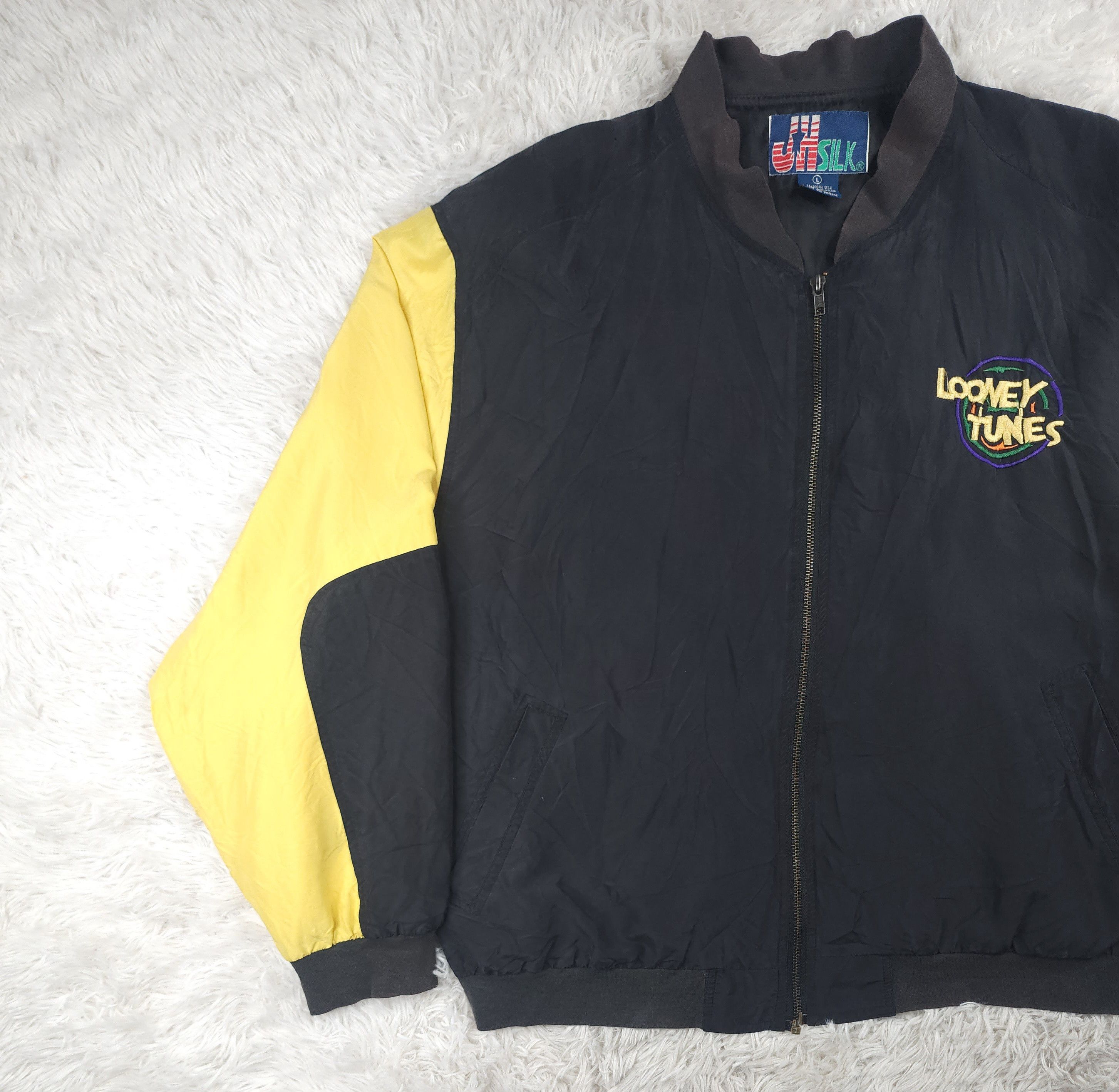 Warner Bros Vintage JH Silk Looney Tunes full zip windbreaker jacket Size US L / EU 52-54 / 3 - 3 Thumbnail
