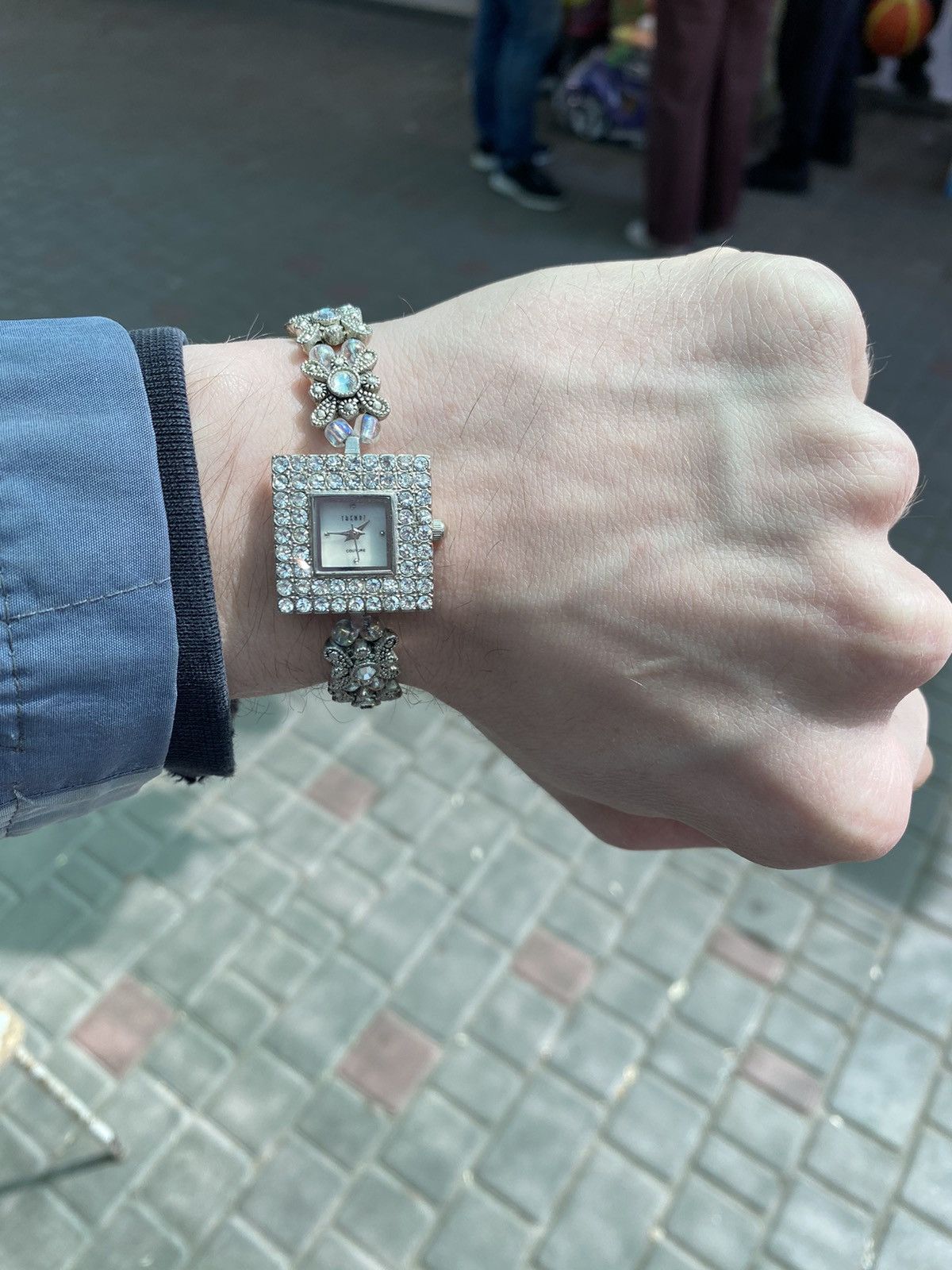 Jewelry x Vintage Stylish Futuristic Crystal Bracelet Watch in Silver, Men's