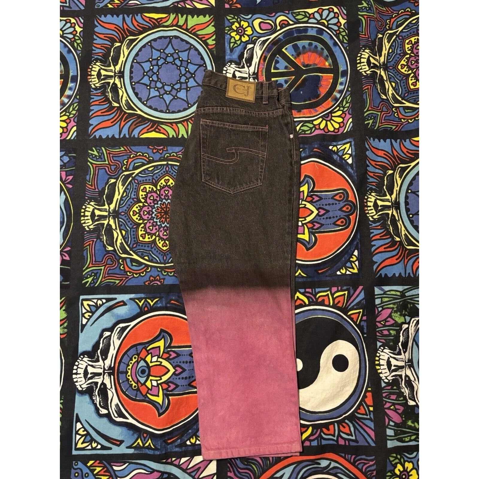 Other Vintage y2k crest pink black Capris Jorts hip hop NWT 13/14 Size US 28 / EU 44 - 3 Thumbnail