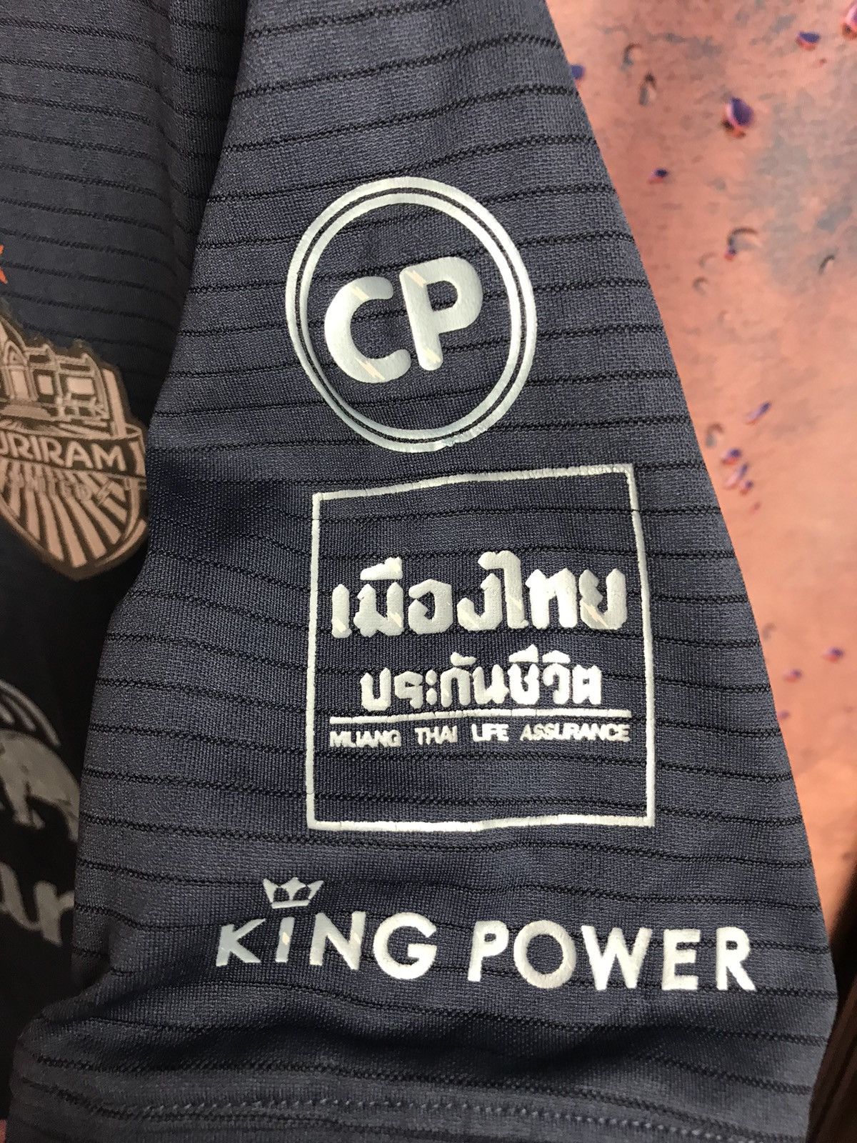 Vintage Vintage Buriram United soccer jersey Size US L / EU 52-54 / 3 - 6 Thumbnail