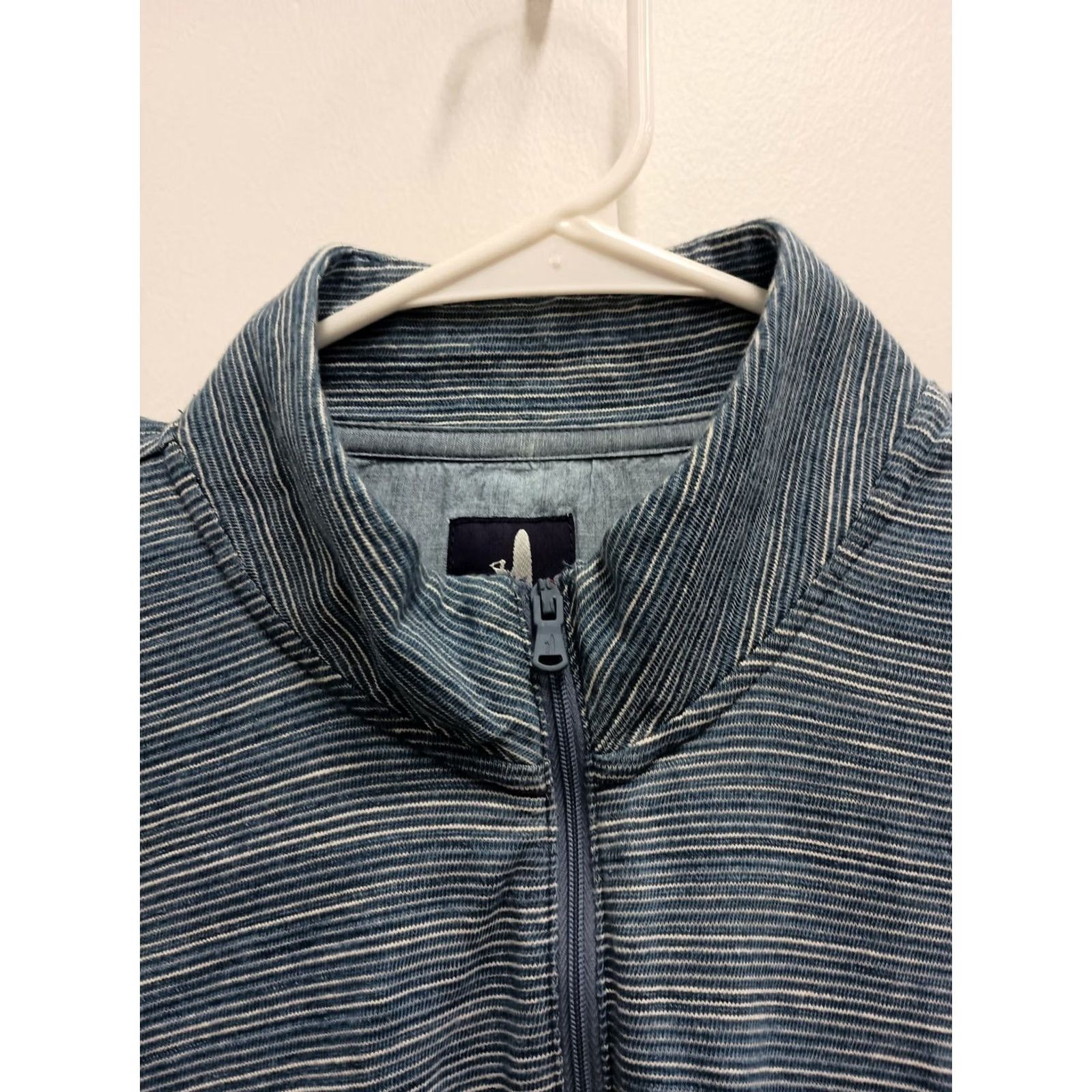 johnnie-O Johnnie-O Sweater Mens L Blue Pinstriped Zip Pullover Preppy Casual Size US L / EU 52-54 / 3 - 2 Thumbnail