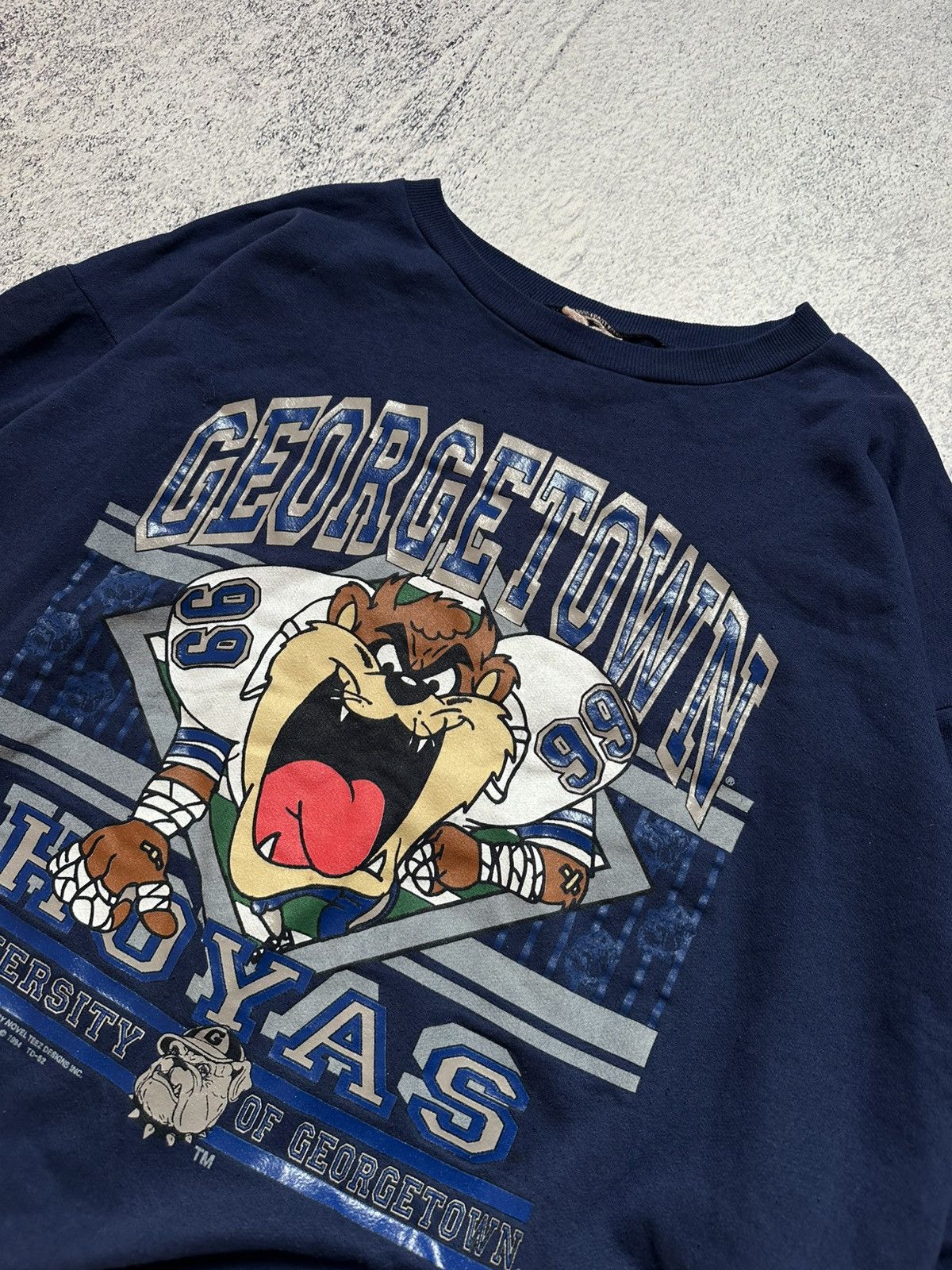 Other Vintage Georgetown Hoyas Taz Sweatshirt 1994 Size US L / EU 52-54 / 3 - 5 Thumbnail
