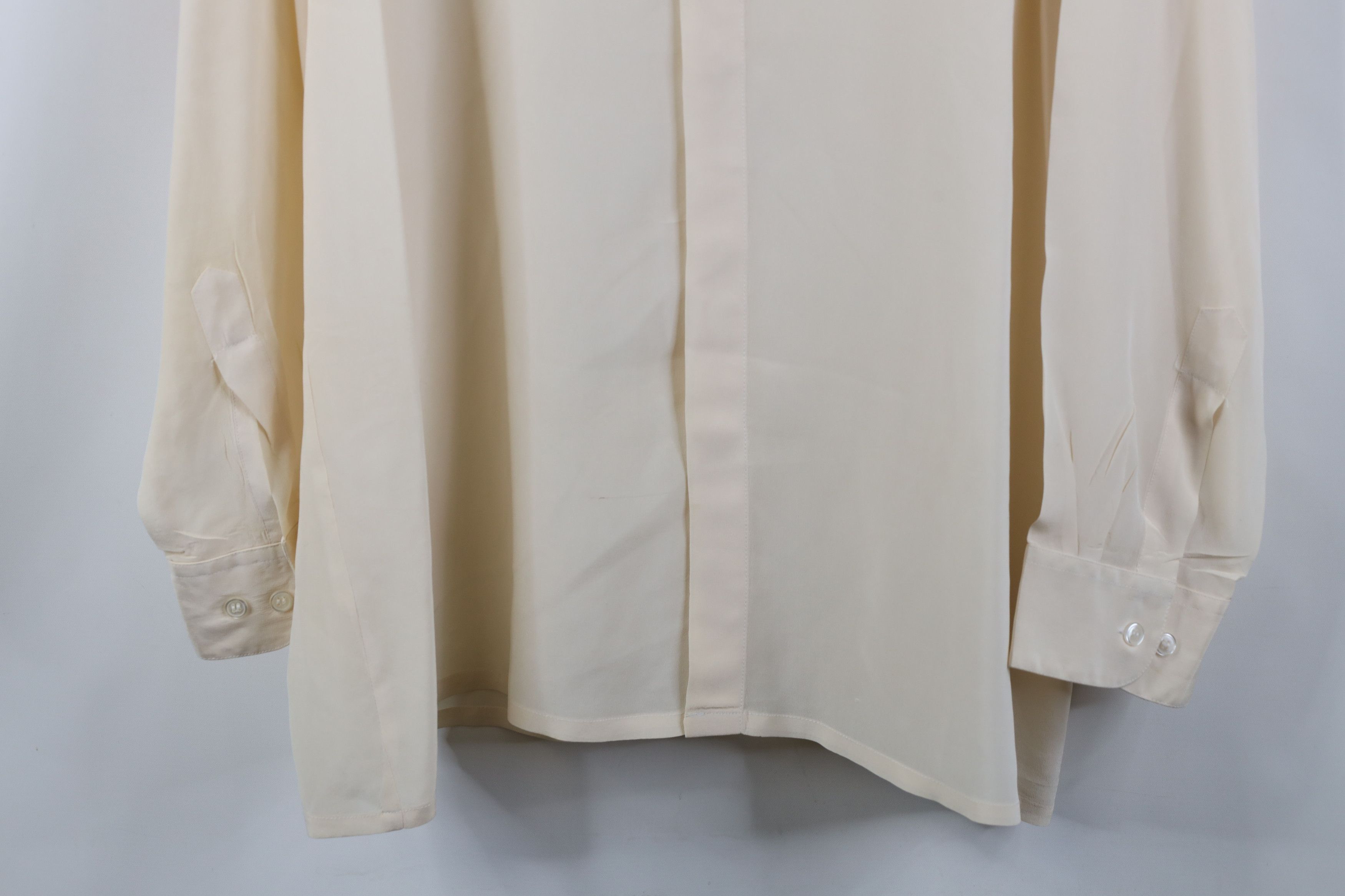 Vintage Vintage 90s Streetwear Sheer Silk Band Collar Button Shirt Size US XL / EU 56 / 4 - 3 Thumbnail