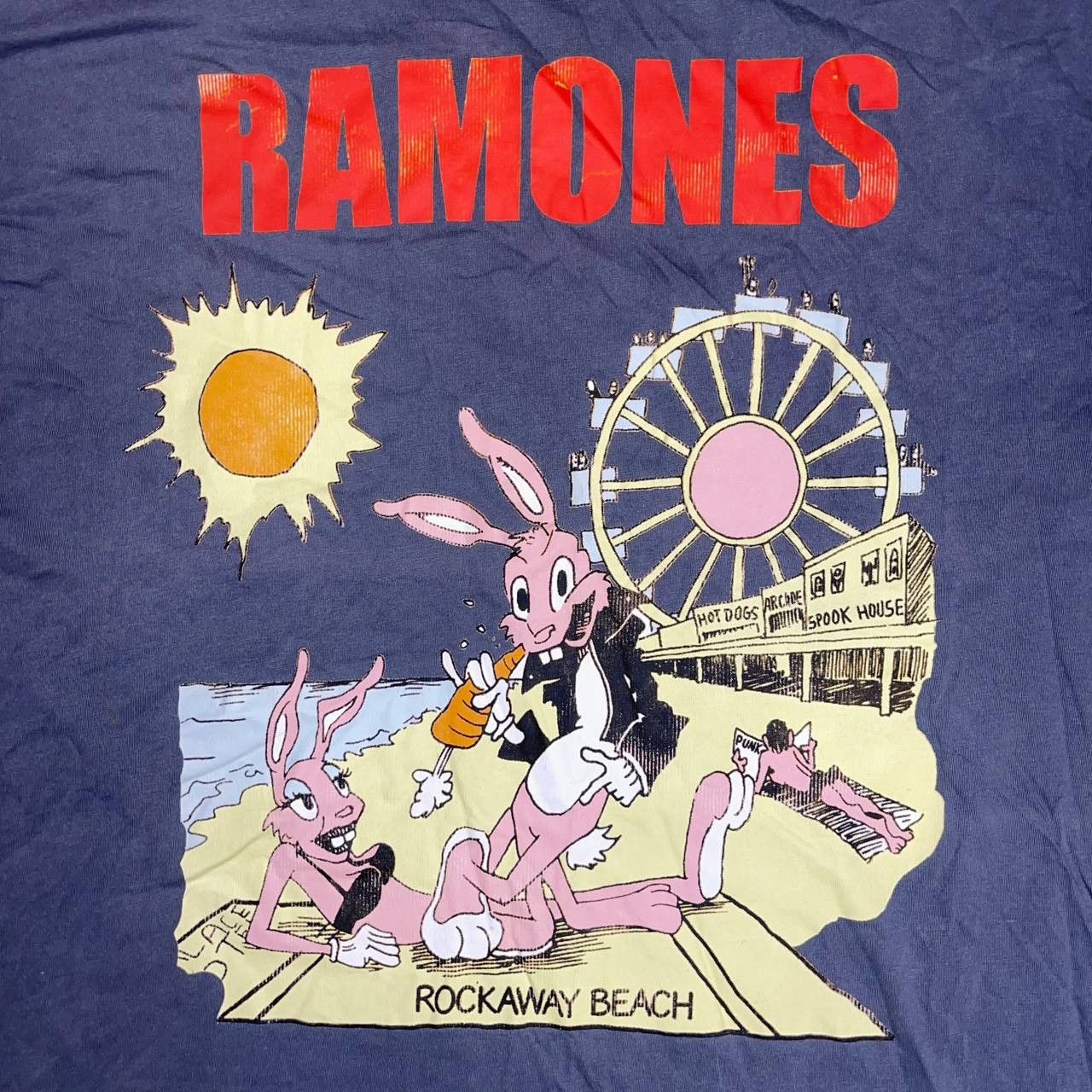 Vintage Band Tees × Vintage Ramones Rockaway Beach t-Shirt Sz M Size US M / EU 48-50 / 2 - 6 Thumbnail