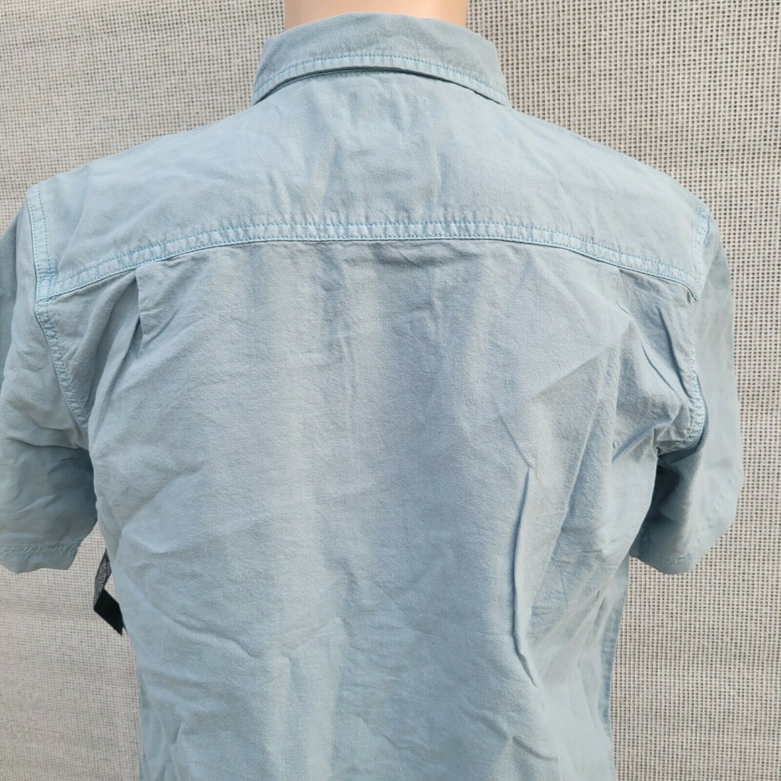 O'Neill Men's O'Neill Button-Up Shirt. Size Medium. Size US M / EU 48-50 / 2 - 9 Thumbnail