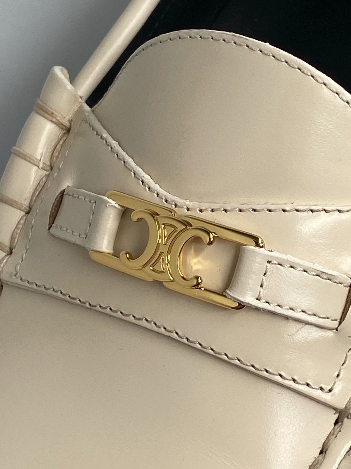 Celine Celine Luco Triomphe in polished bull loafers size 39 Size US 9 / IT 39 - 7 Thumbnail