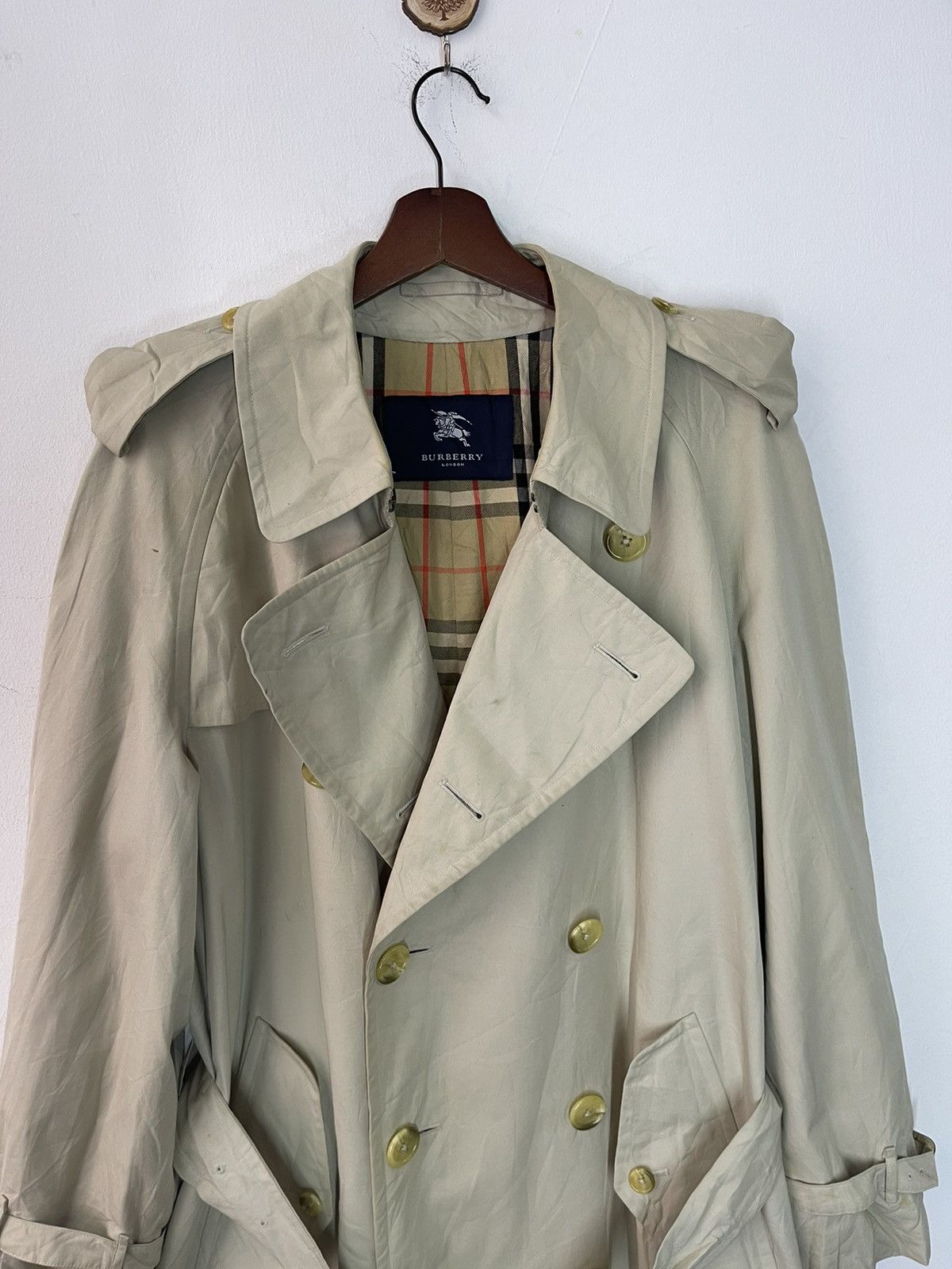 Burberry Prorsum VINTAGE ICONIC BURBERRYS LONDON BEIGE DOUBLE BREAST TRENCH Size US L / EU 52-54 / 3 - 3 Thumbnail