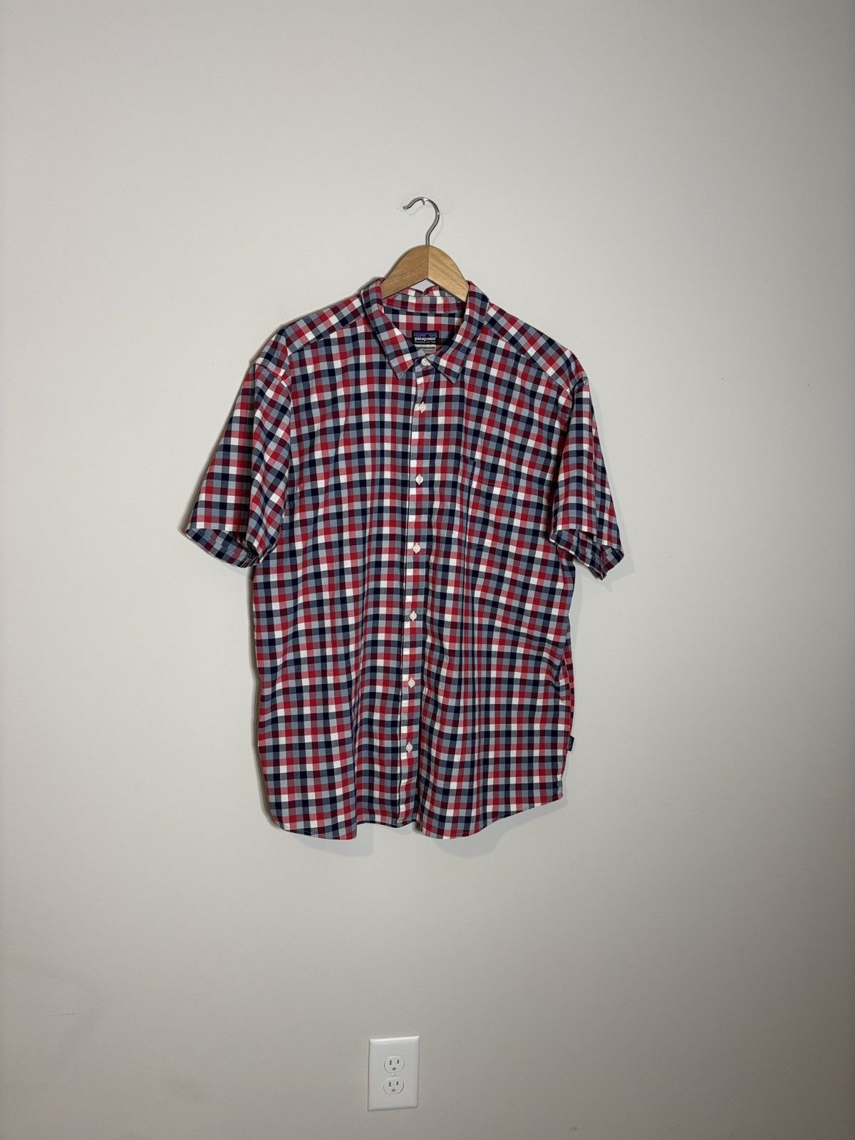 Patagonia Patagonia Organic Cotton Short Sleeve Button Up Shirt XXL Size US XXL / EU 58 / 5 - 2 Thumbnail