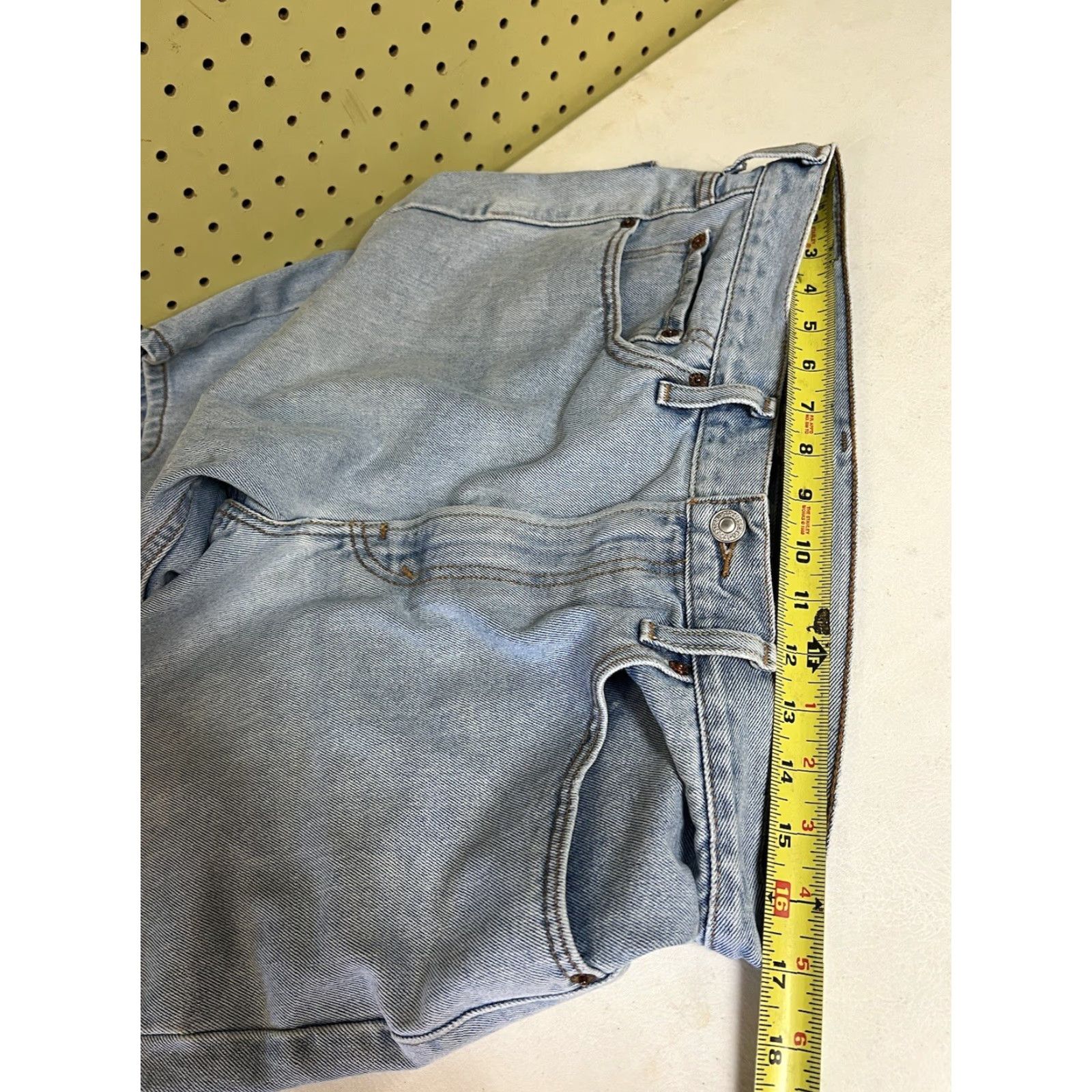 Levi's VINTAGE Levi's 505 Shorts Men 34 Blue Denim Jorts Regular Fit Chino Straight Fit 34 Blue Casual Mens Regular Distressed No Size US 34 / EU 50 - 5 Thumbnail