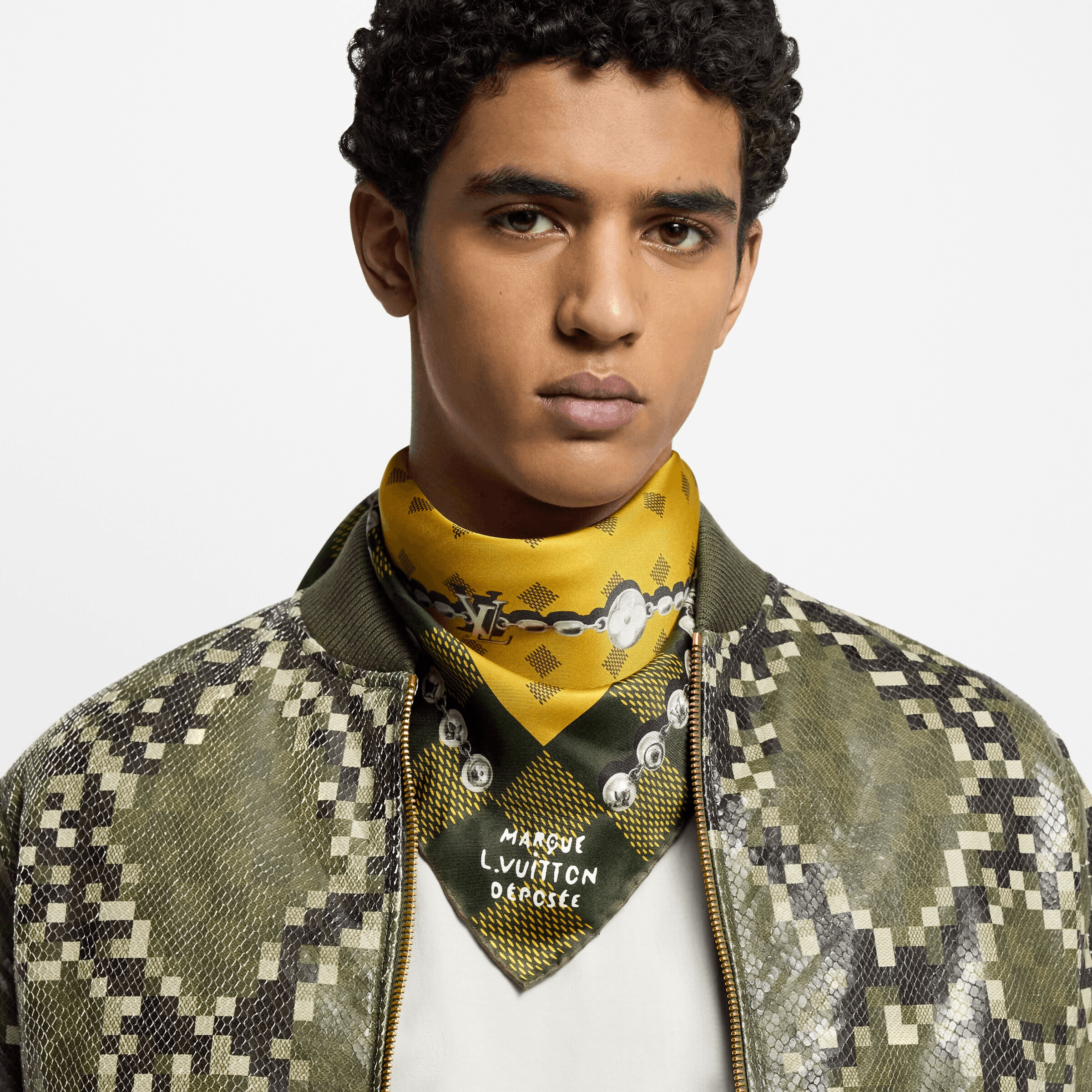 Louis Vuitton Damier Jewellery Silk Square Size ONE SIZE - 1 Thumbnail