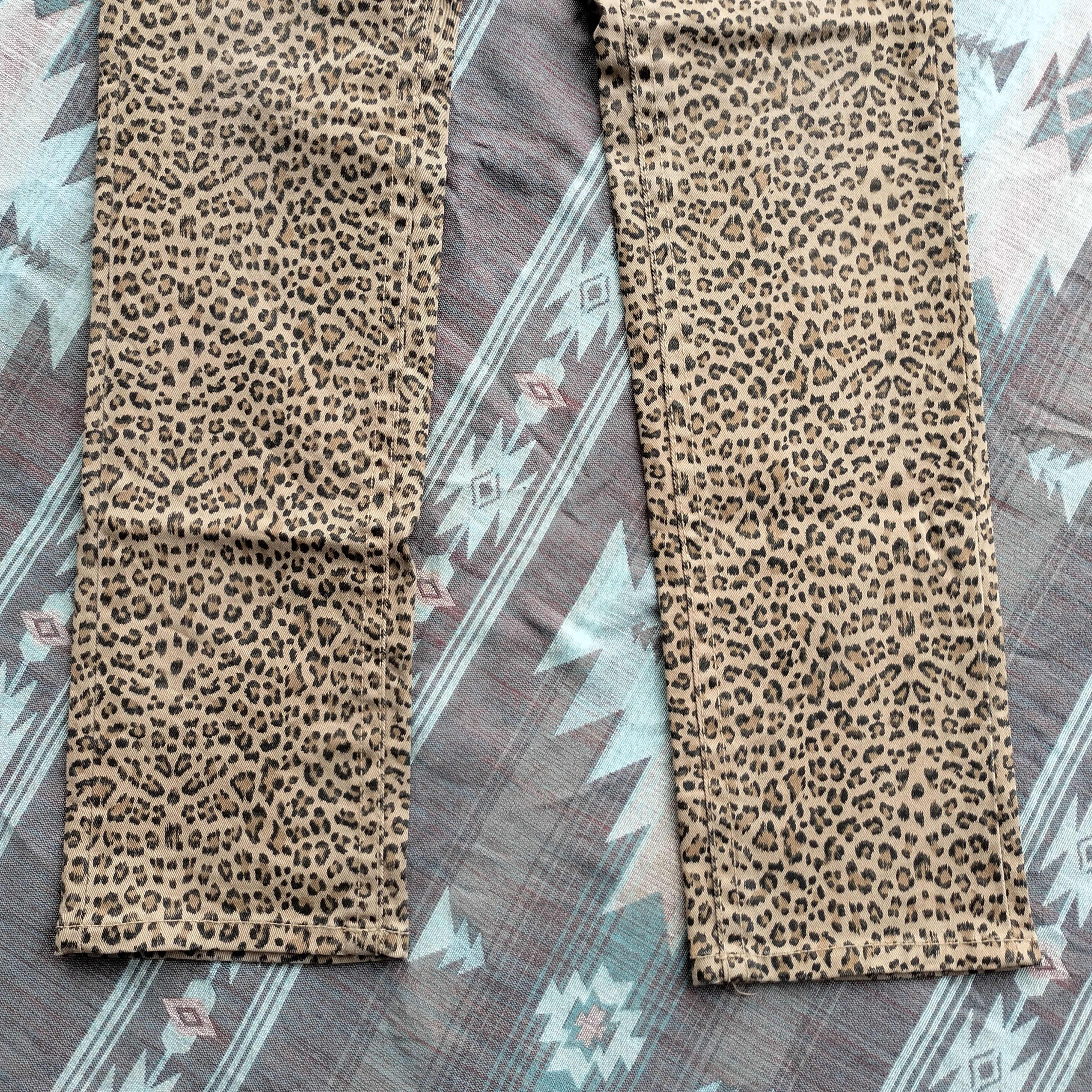 Japanese Brand Lolita yoshitomo nara leopard pants Size US 30 / EU 46 - 4 Thumbnail