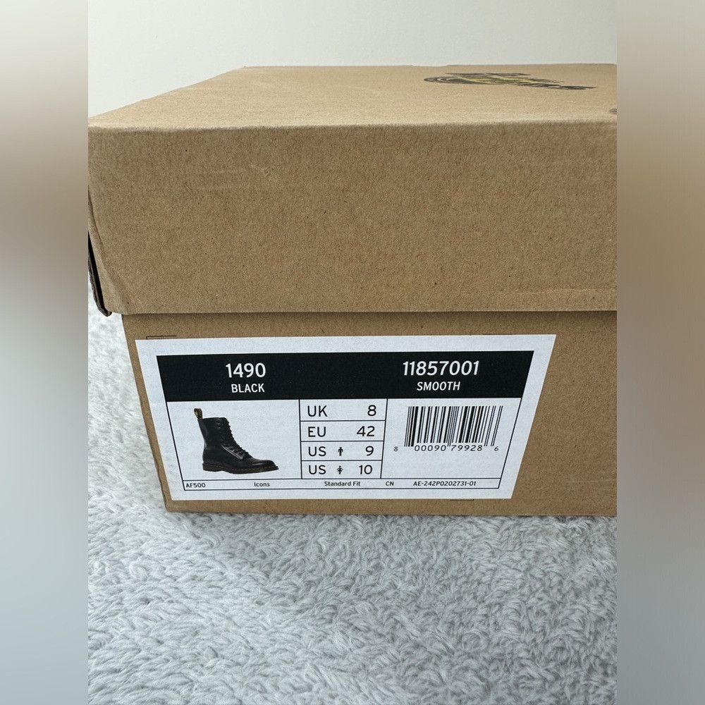 Dr. Martens Dr Martens NWT 1490 Smooth Black Leather Mid Calf Boots 7 U Size US 9 / IT 39 - 9 Thumbnail