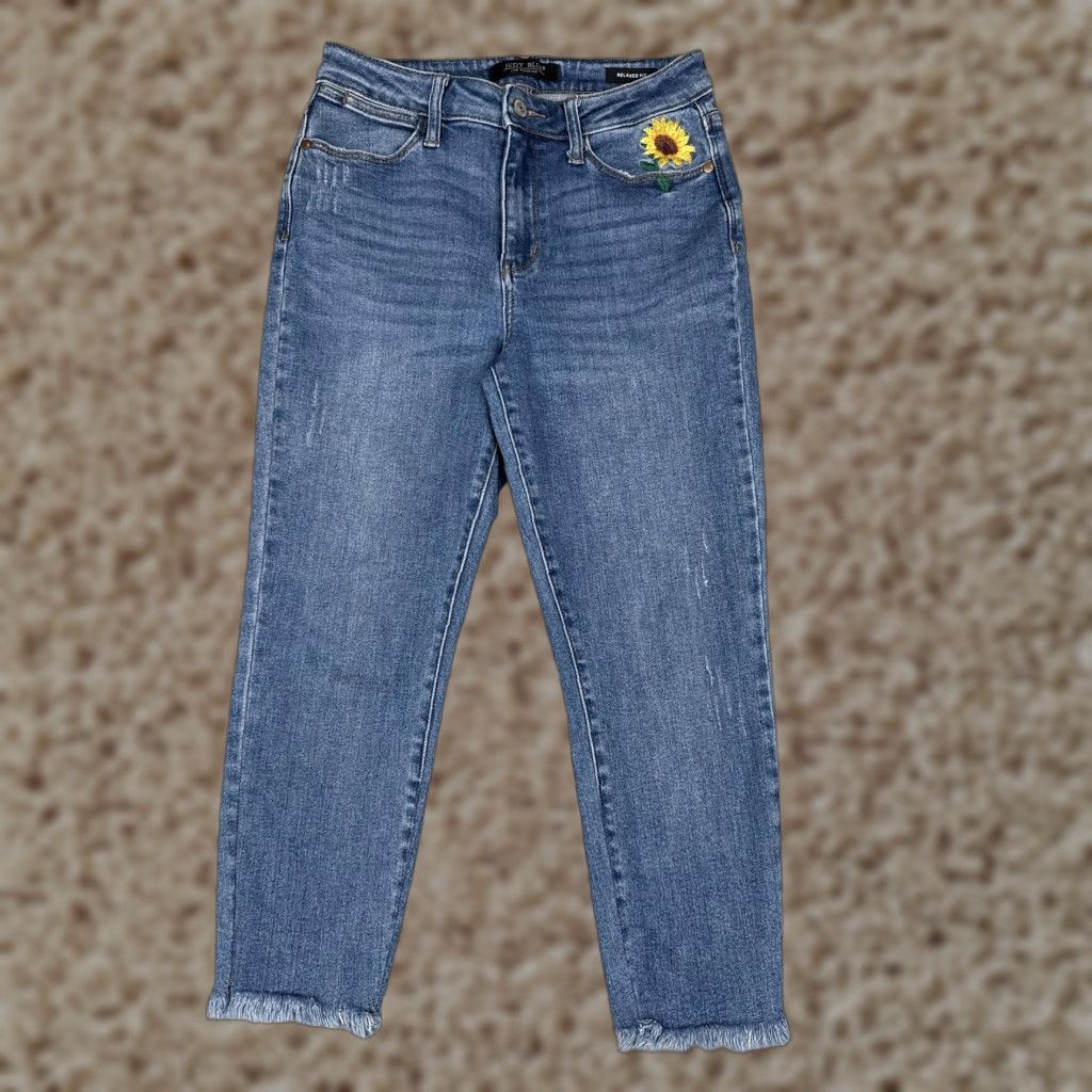 Sunflower Judy Blue Jeans Womens 5 Cropped Denim Jeans Bohemian Floral Embroidered Fringe Sunflower Pockets Zip Fly Relaxed Mid Rise Blue 27 Size 27" / US 4 / IT 40 - 1 Thumbnail