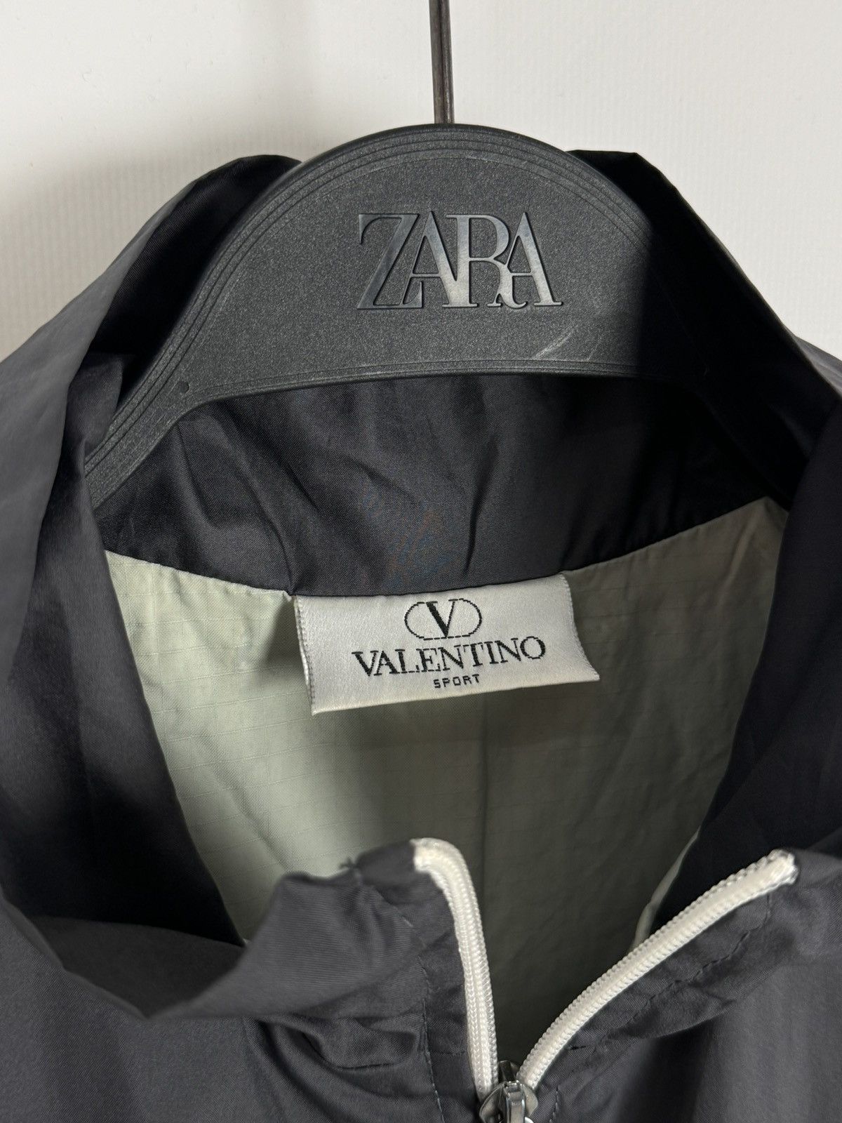Valentino 1990’s Vintage Valentino Sport Vest Size M / US 6-8 / IT 42-44 - 8 Thumbnail