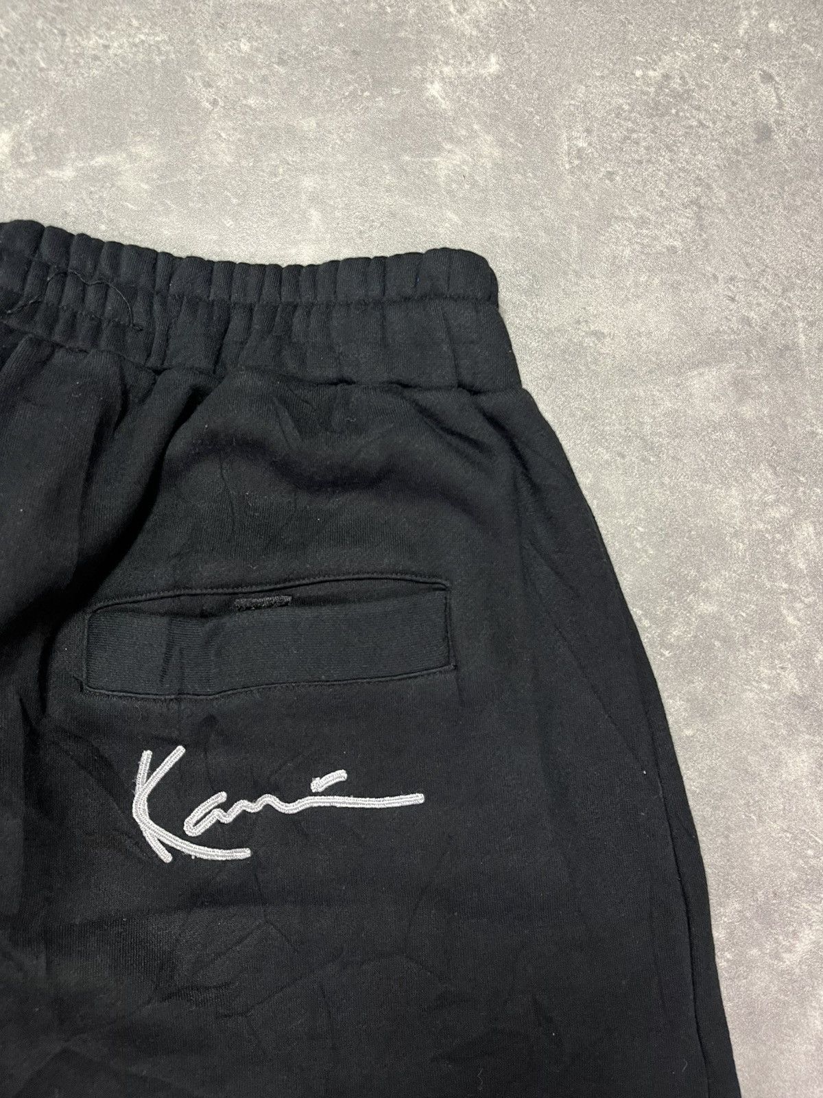 Karl Kani Karl Kani Vintage Embroidered Printed Baggy Sweatpants L Size US 34 / EU 50 - 14 Thumbnail