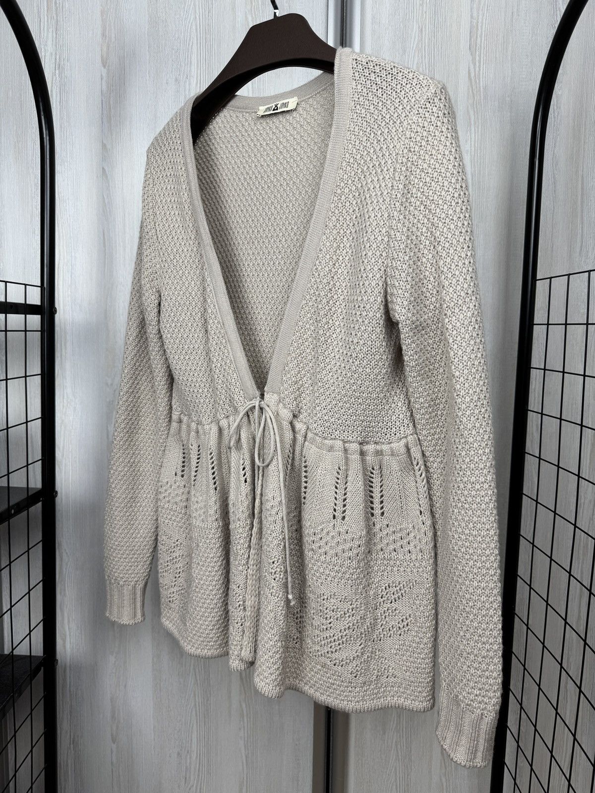 Other Jayko Jayko beige v neck flared knitted cardigan made France Size L / US 10 / IT 46 - 6 Thumbnail