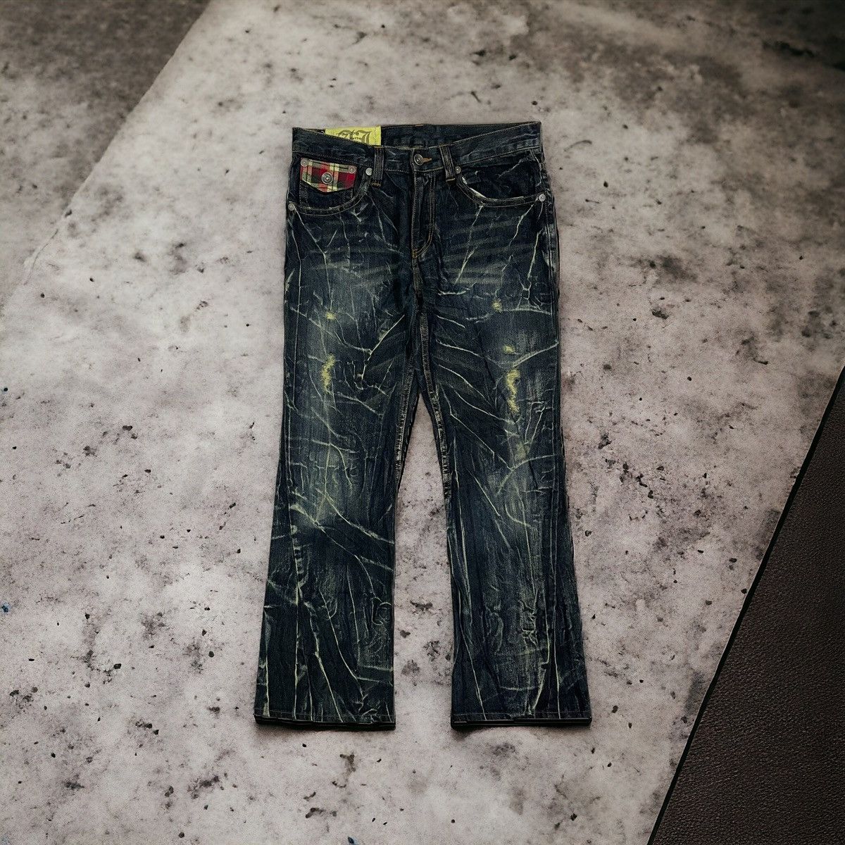image of 20471120 x If Six Was Nine Crazy Flare Faded Design Hard To Believe in Navy, Men's (Size 34)