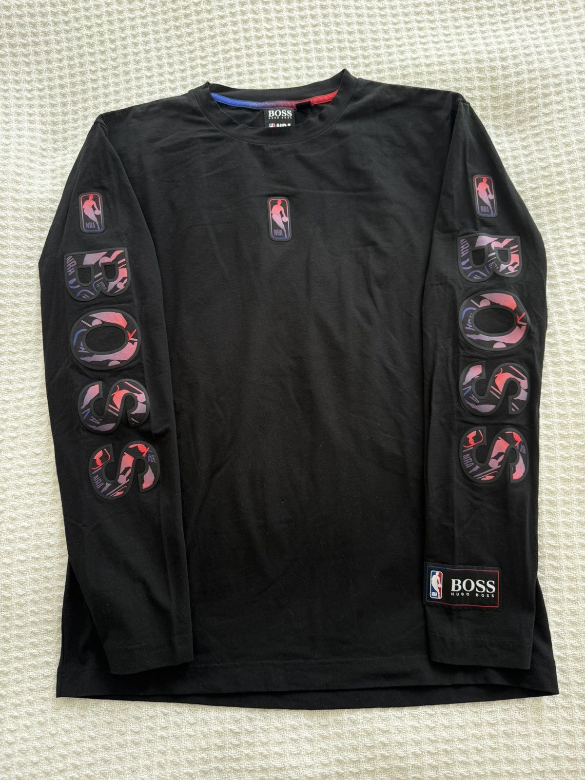Hugo Boss Hugo Boss x NBA - Long Sleeve T-Shirt - Size Large Size US L / EU 52-54 / 3 - 1 Thumbnail