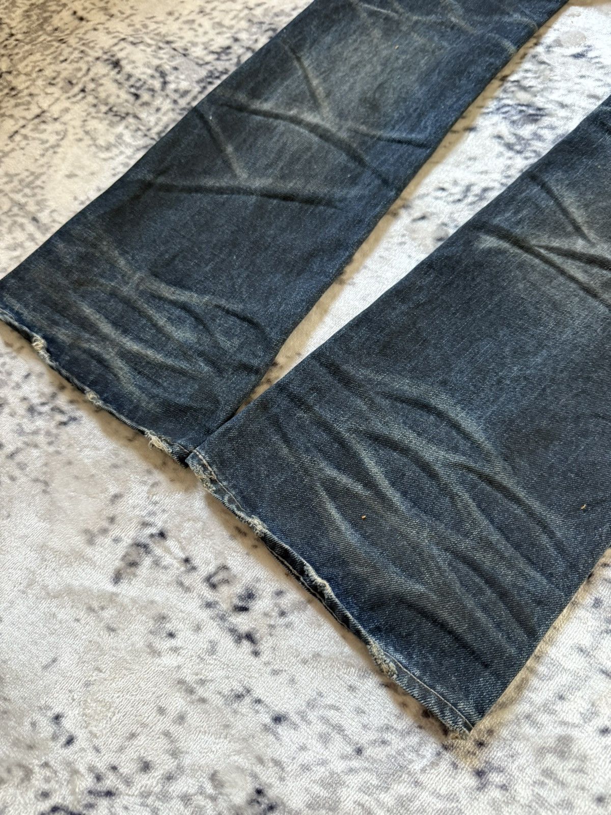 GOSTAR DE FUGA Fuga Japan Shadow Wash Coated Claw Mark Flared Jeans Size US 30 / EU 46 - 18 Thumbnail