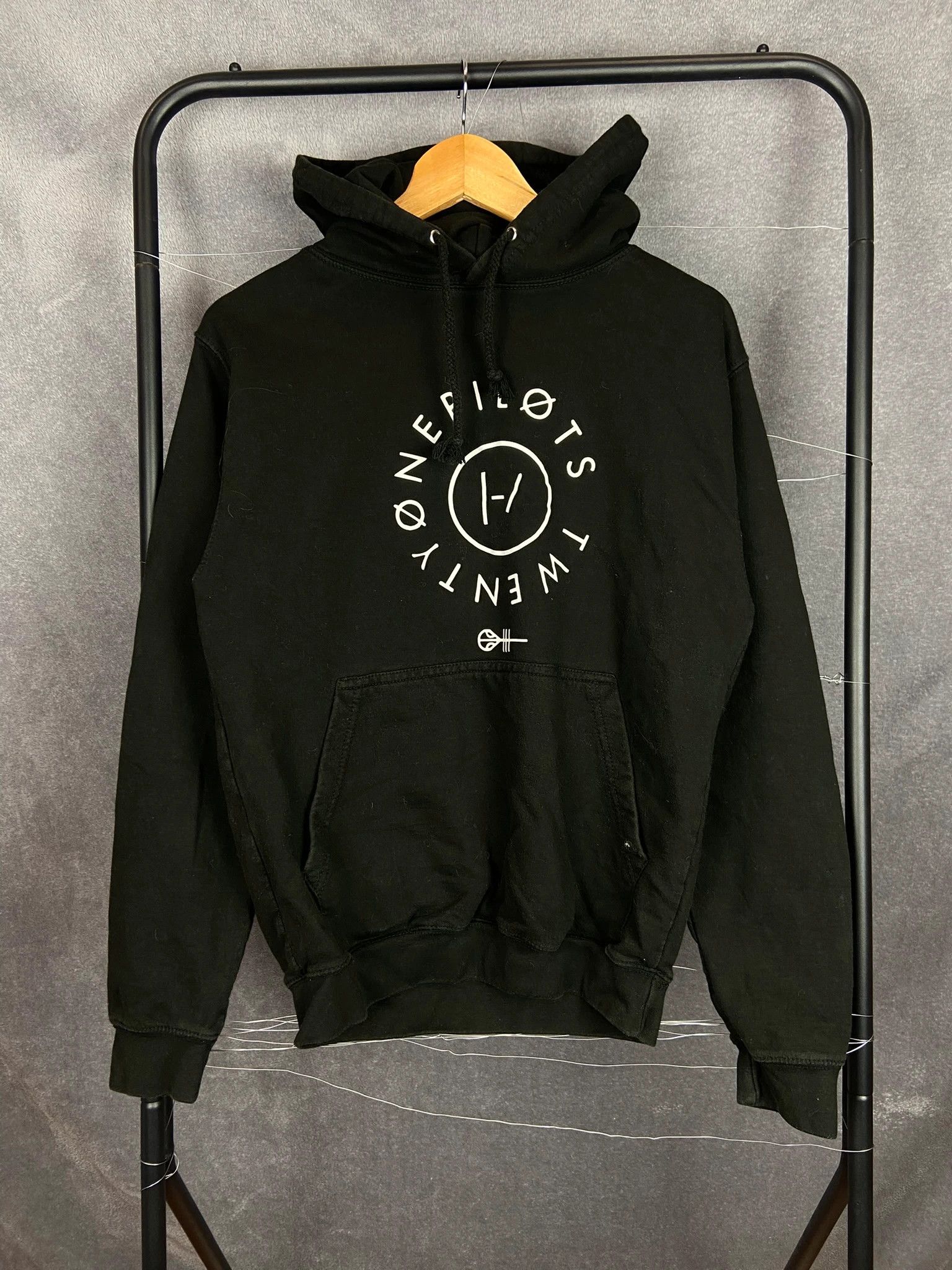 Vintage Twenty One Pilots Black Band Hoodie | Size S | Alt Merch Size US S / EU 44-46 / 1 - 1 Thumbnail