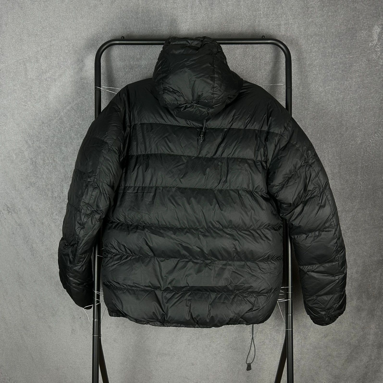 Designer × Haglofs Haglofs Belay II puffer jacket with hood black mini print Size US S / EU 44-46 / 1 - 2 Thumbnail