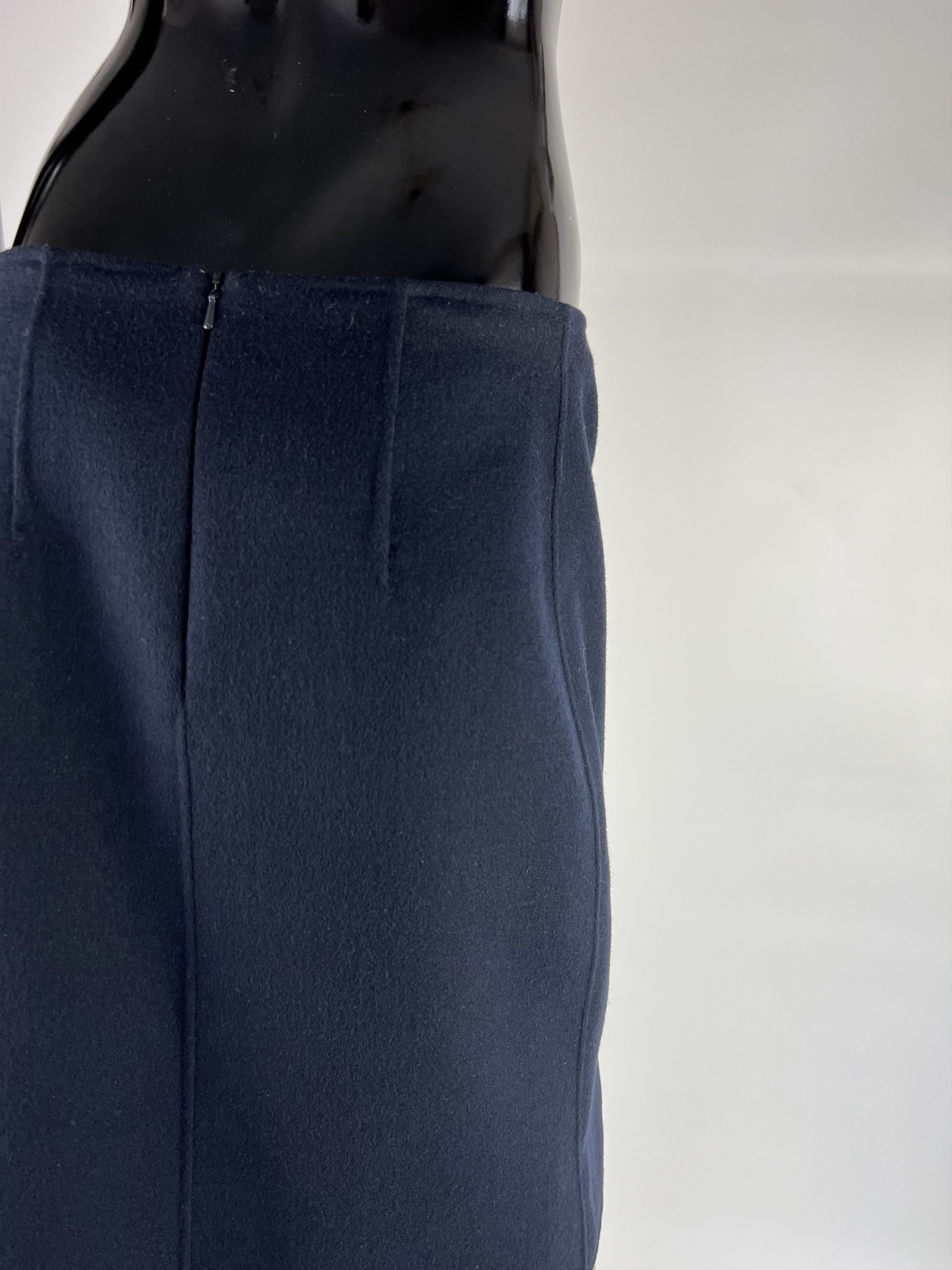 Max Mara S Max Mara Wool Angora Knee Lenght Skirt Silk Lined US10 Size 30" / US 8 / IT 44 - 3 Thumbnail