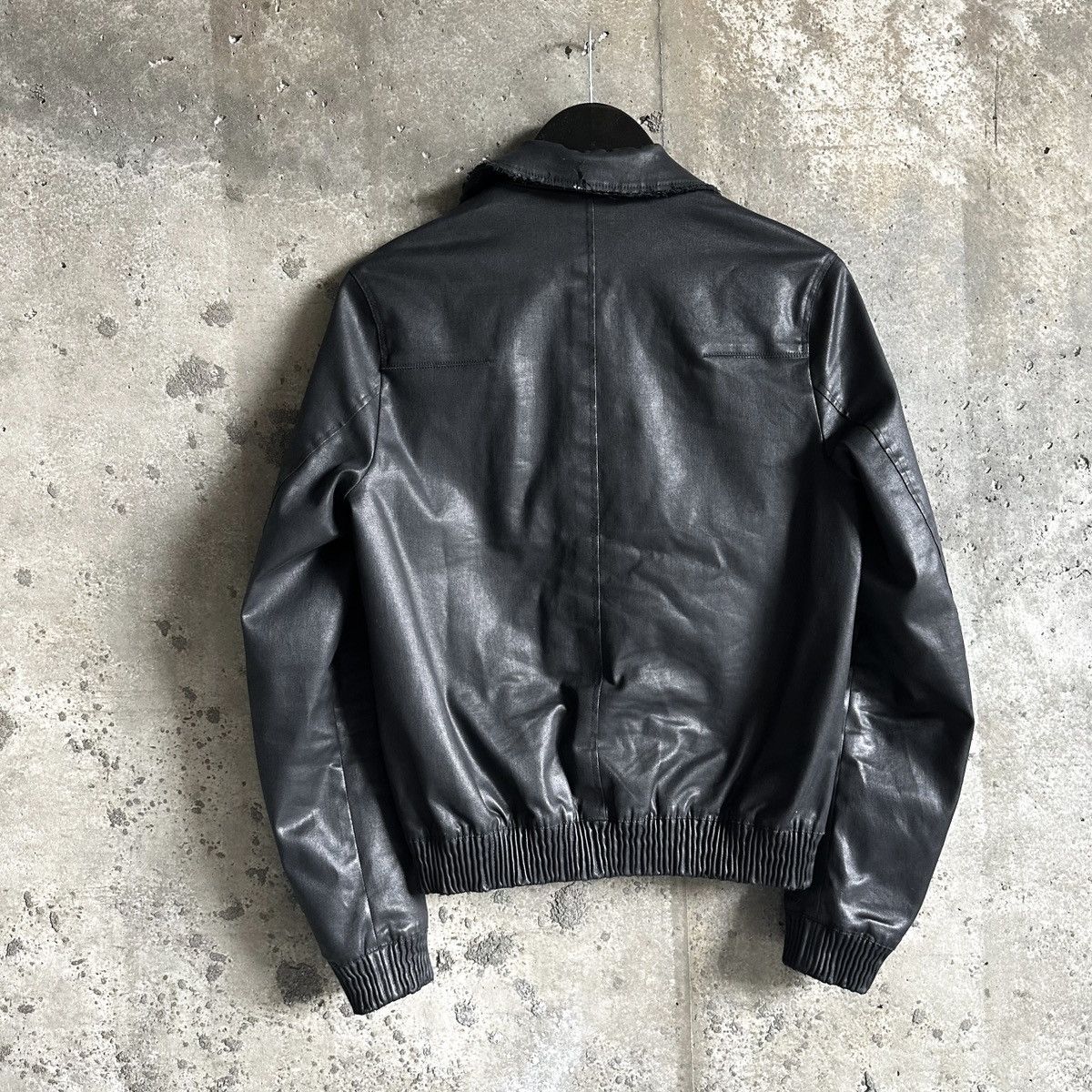 Dior Dior Homme Waxed Exposed Seam Jacket Size US S / EU 44-46 / 1 - 3 Thumbnail