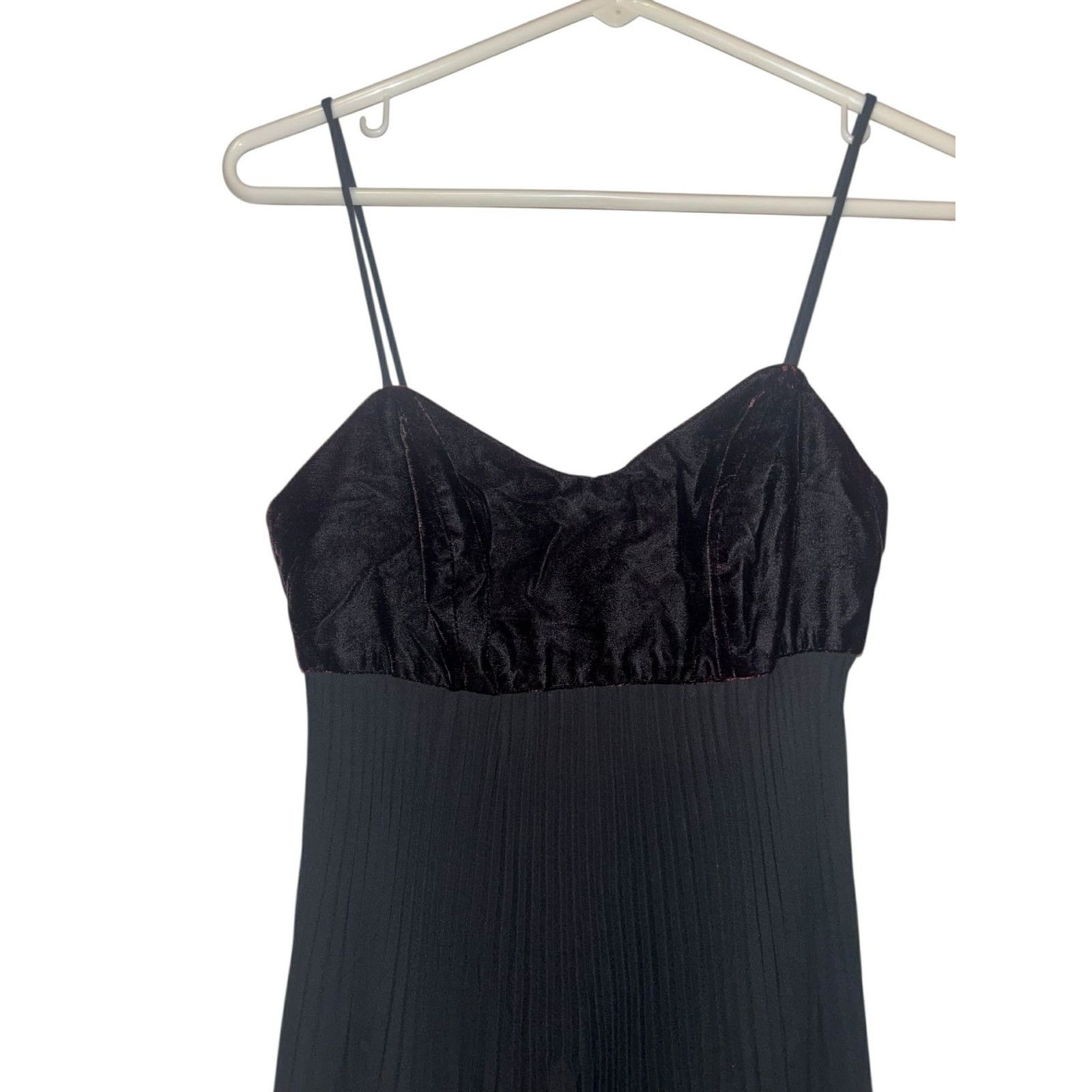 Other ABS Allen Schwartz Black Velvet Chiffon Pleated Dress Sz 4 Size S / US 4 / IT 40 - 7 Thumbnail