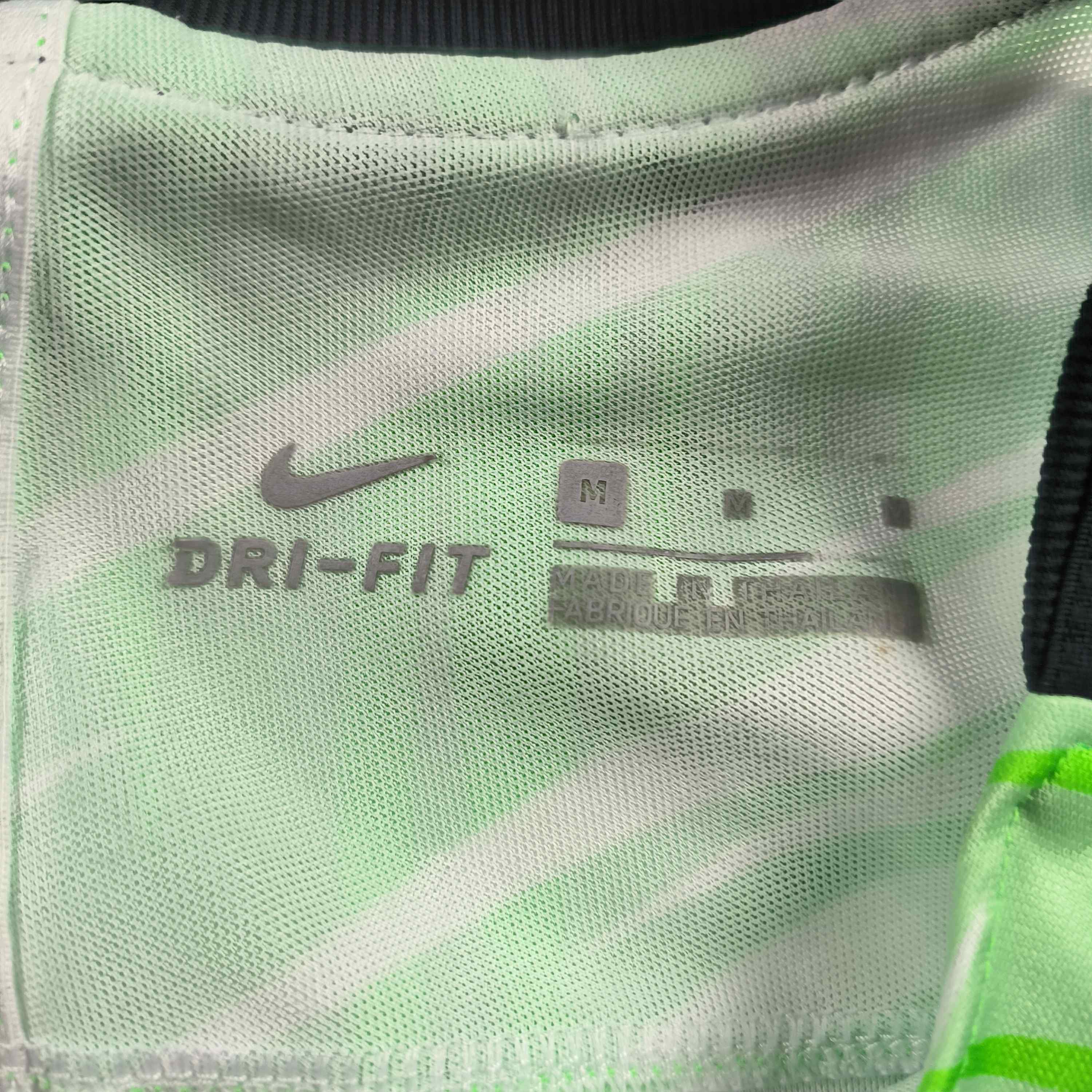 Nike Nigeria 2019-20 Nike training football jersey shirt size M Size US M / EU 48-50 / 2 - 5 Thumbnail