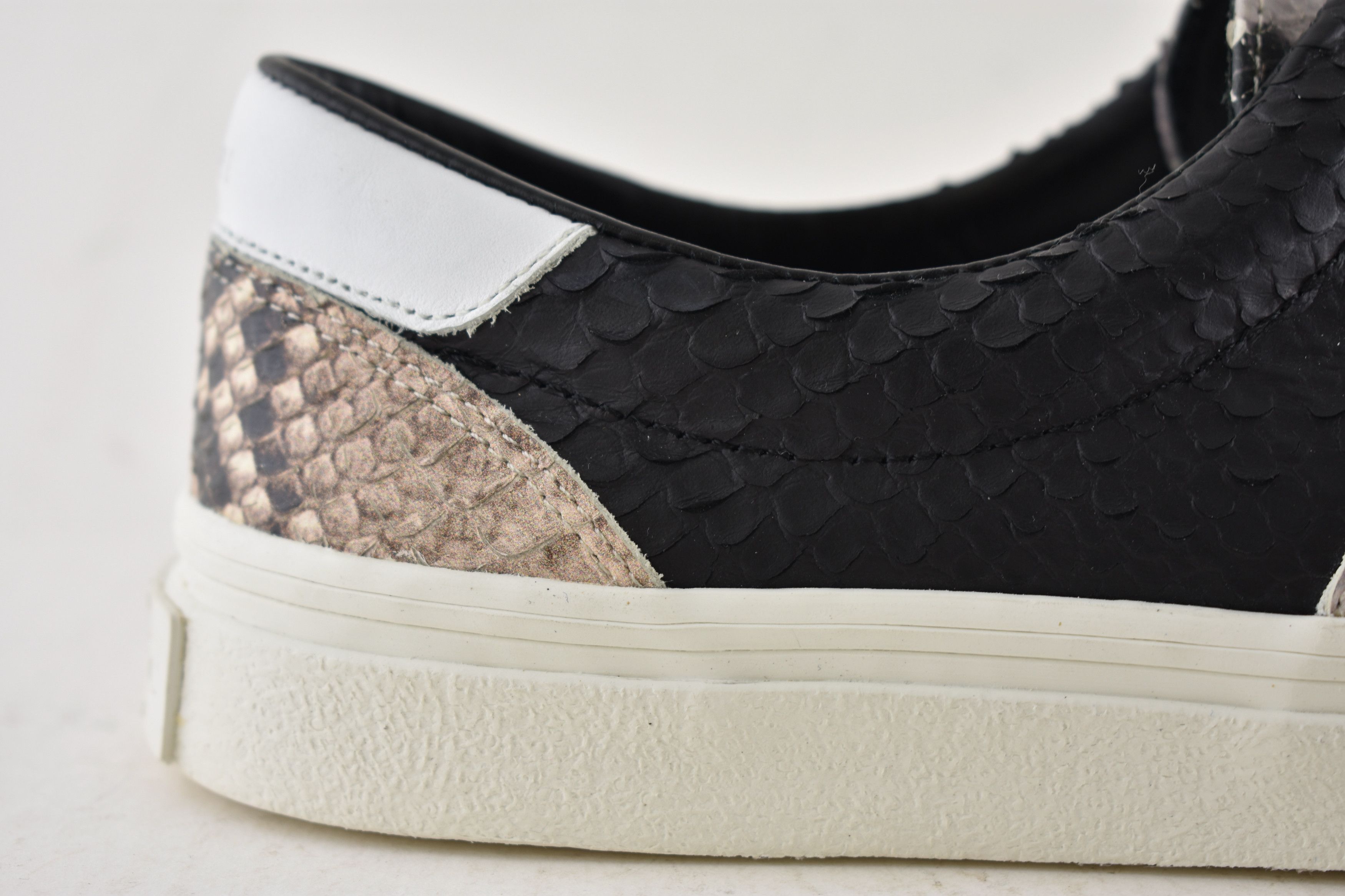 Amiri Amiri Python Snakeskin Lace Up Tie Low Top Sneakers 44 11 Size US 11 / EU 44 - 5 Thumbnail