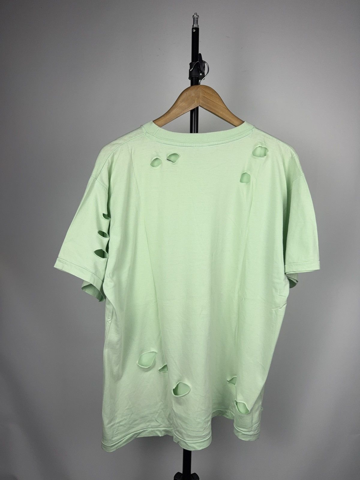 Japanese Brand Vintage Retro 90s Blank Basic Japanese Distressed Grunge Tee Size US L / EU 52-54 / 3 - 10 Thumbnail
