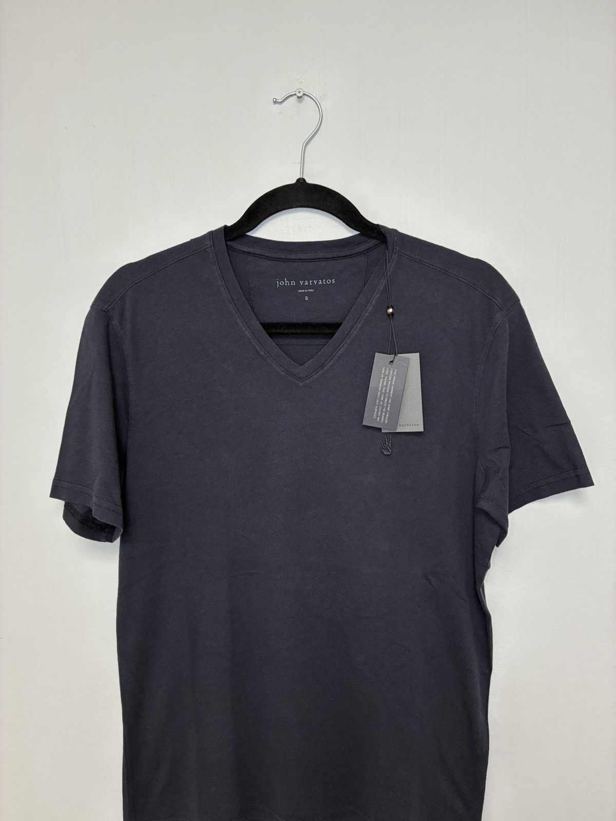 John Varvatos Navy Blue V Neck Tee Size Small Size US S / EU 44-46 / 1 - 9 Thumbnail