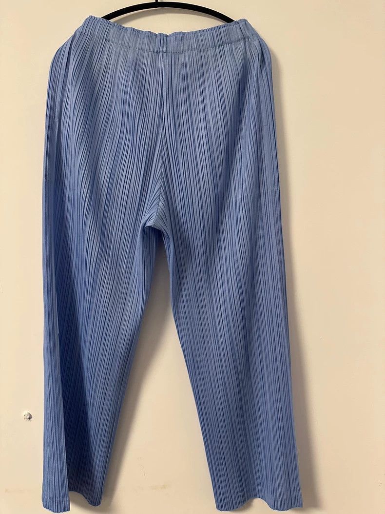Issey Miyake Issey Miyake Blue pleated pants Size 26" / US 2 / IT 38 - 3 Thumbnail