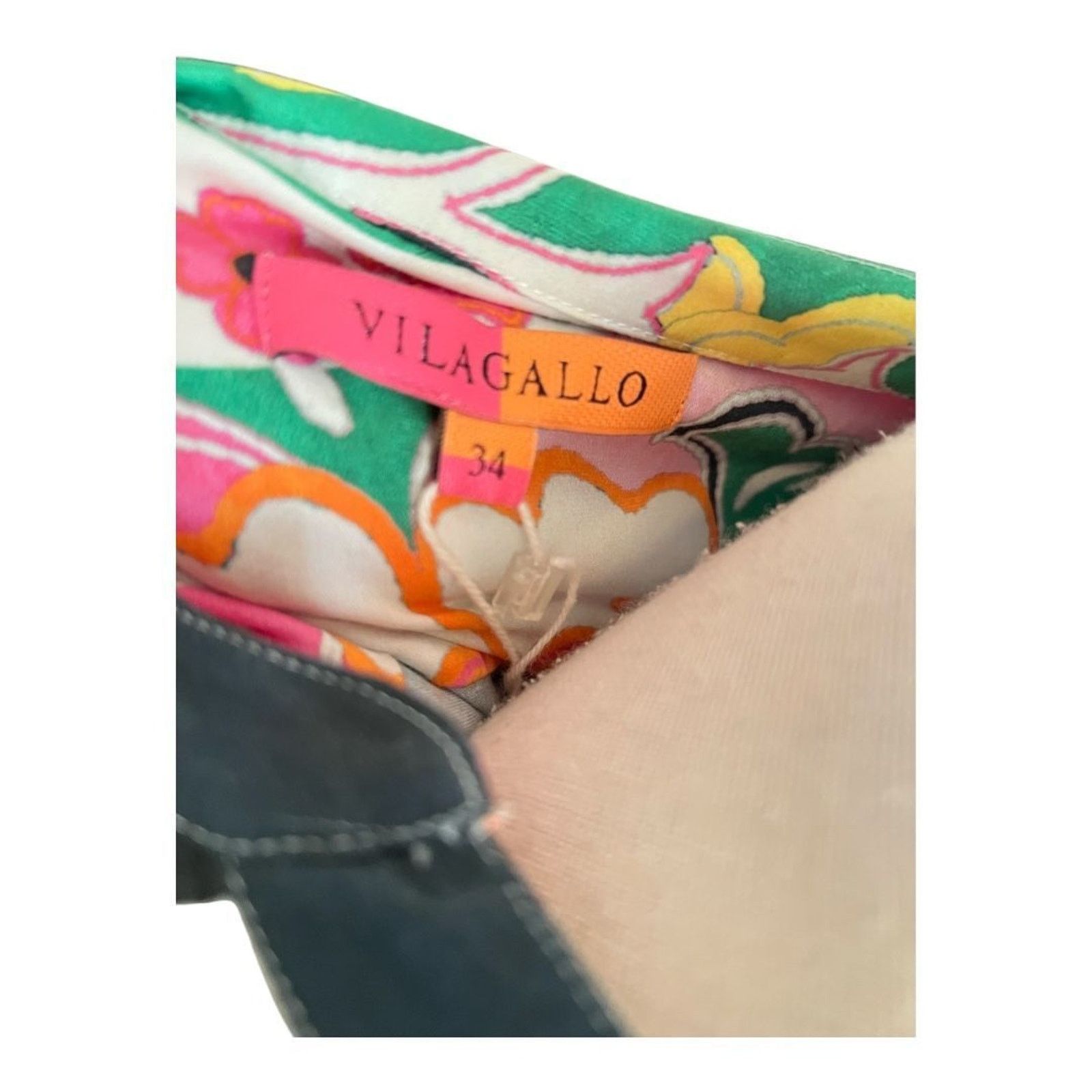 Vilagallo Nwt Vilagallo Colored Floral Print Top Size 34( US XS) Size XS / US 0-2 / IT 36-38 - 4 Thumbnail
