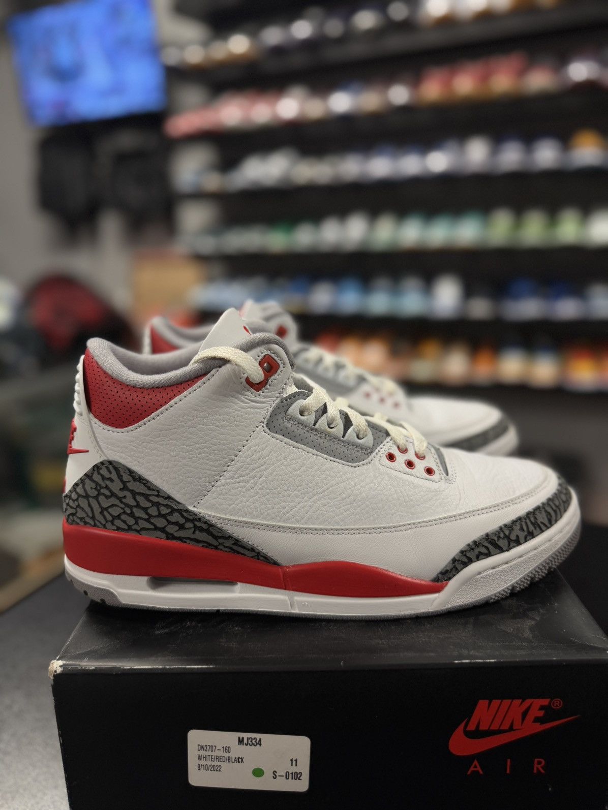 Jordan Brand × Nike Jordan 3 Fire Red Size 11 (DN3707-160) 🧼 W/ BOX Size US 11 / EU 44 - 1 Thumbnail