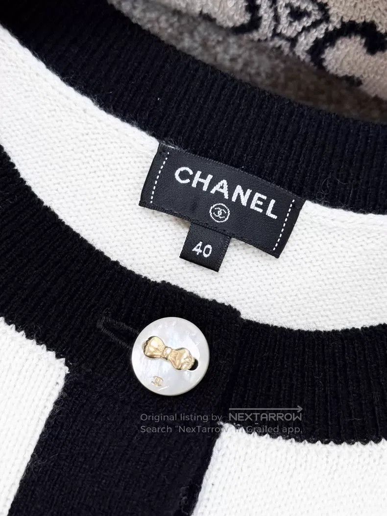 Chanel Chanel Knitted cardigan with black edge bow button three-q Size S / US 4 / IT 40 - 6 Thumbnail
