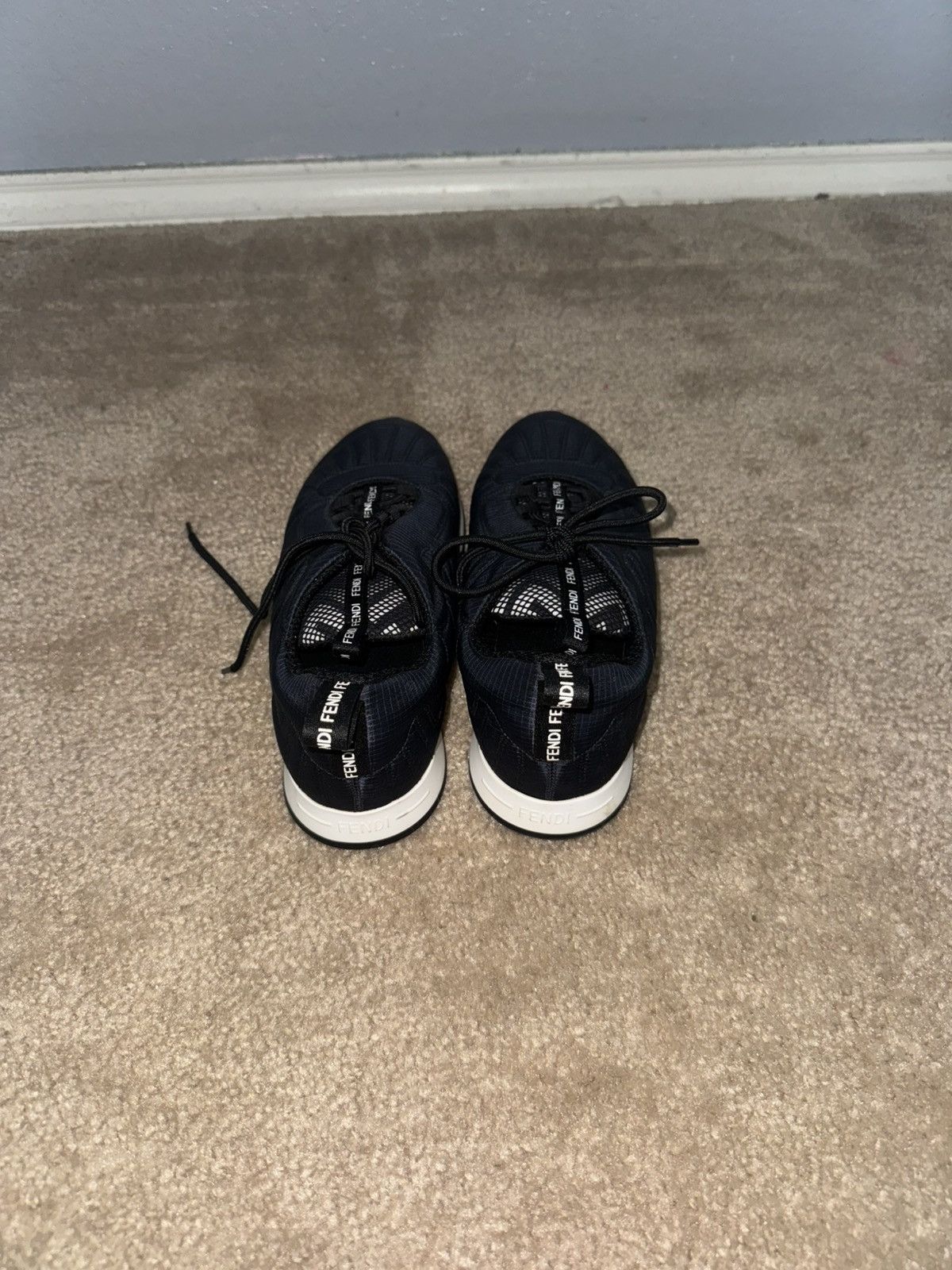 Fendi Fendi Women Freedom Logo Sneakers Size 37 1/2 Size US 7.5 / IT 37.5 - 3 Thumbnail