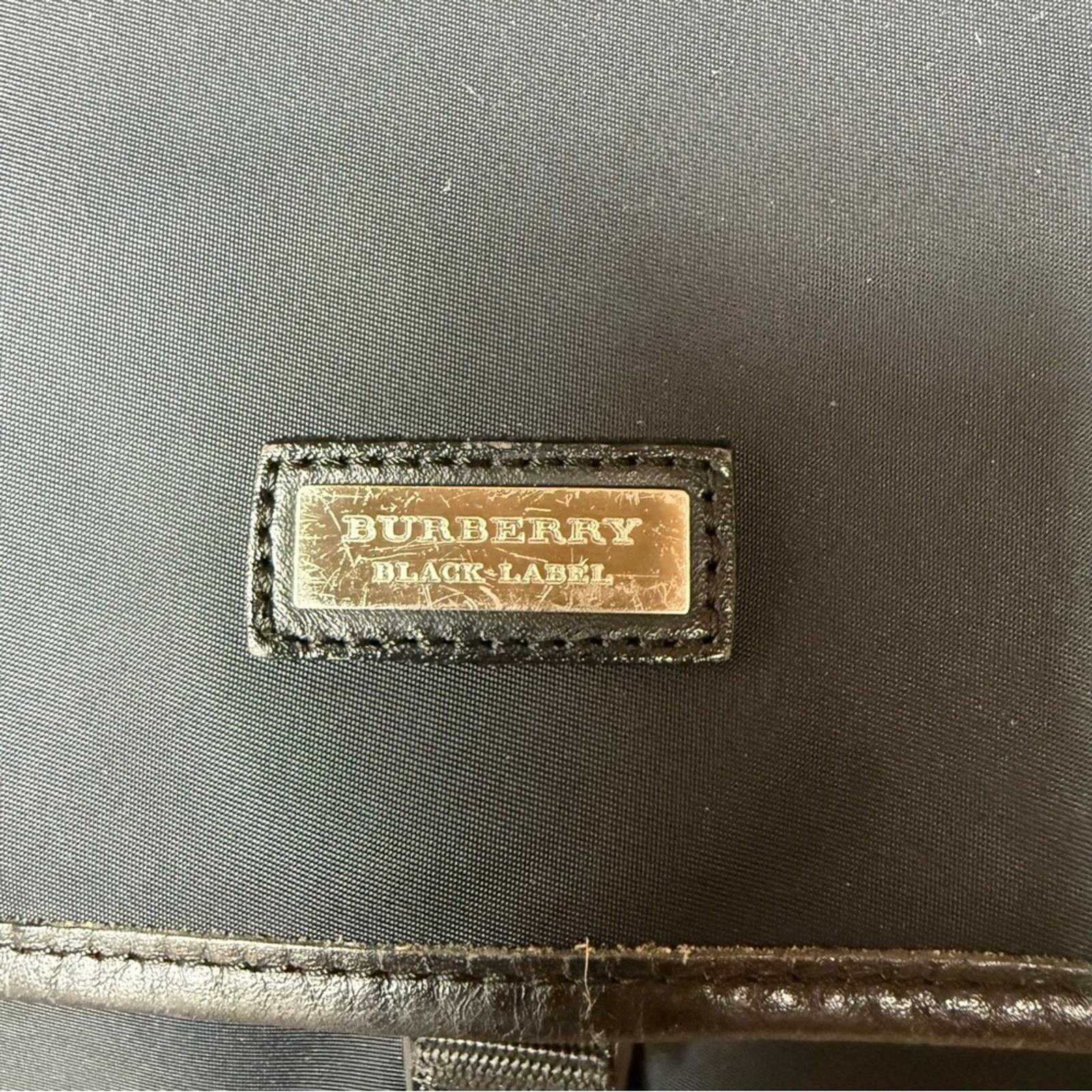 Burberry Burberry Nova Check Black Label Messenger Bag Size ONE SIZE - 10 Thumbnail