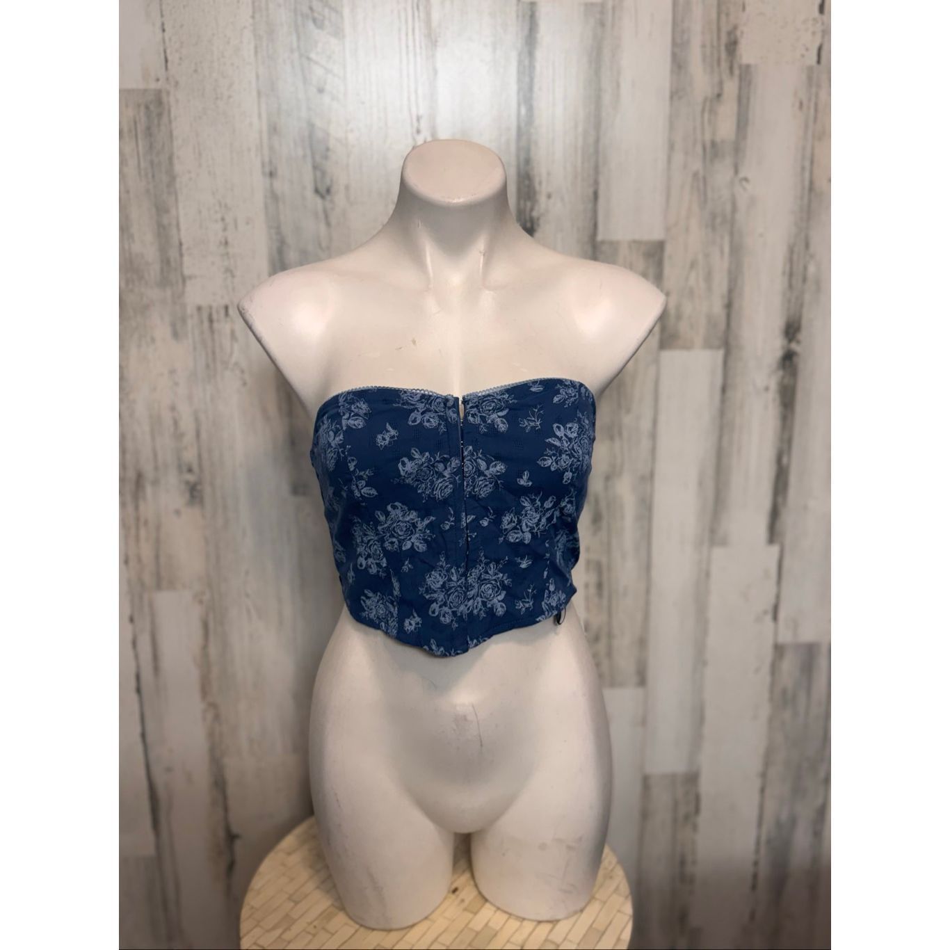 Forever 21 Forever 21 Blue Floral Strapless Smocked Tube Top – Size M Size M / US 6-8 / IT 42-44 - 7 Thumbnail