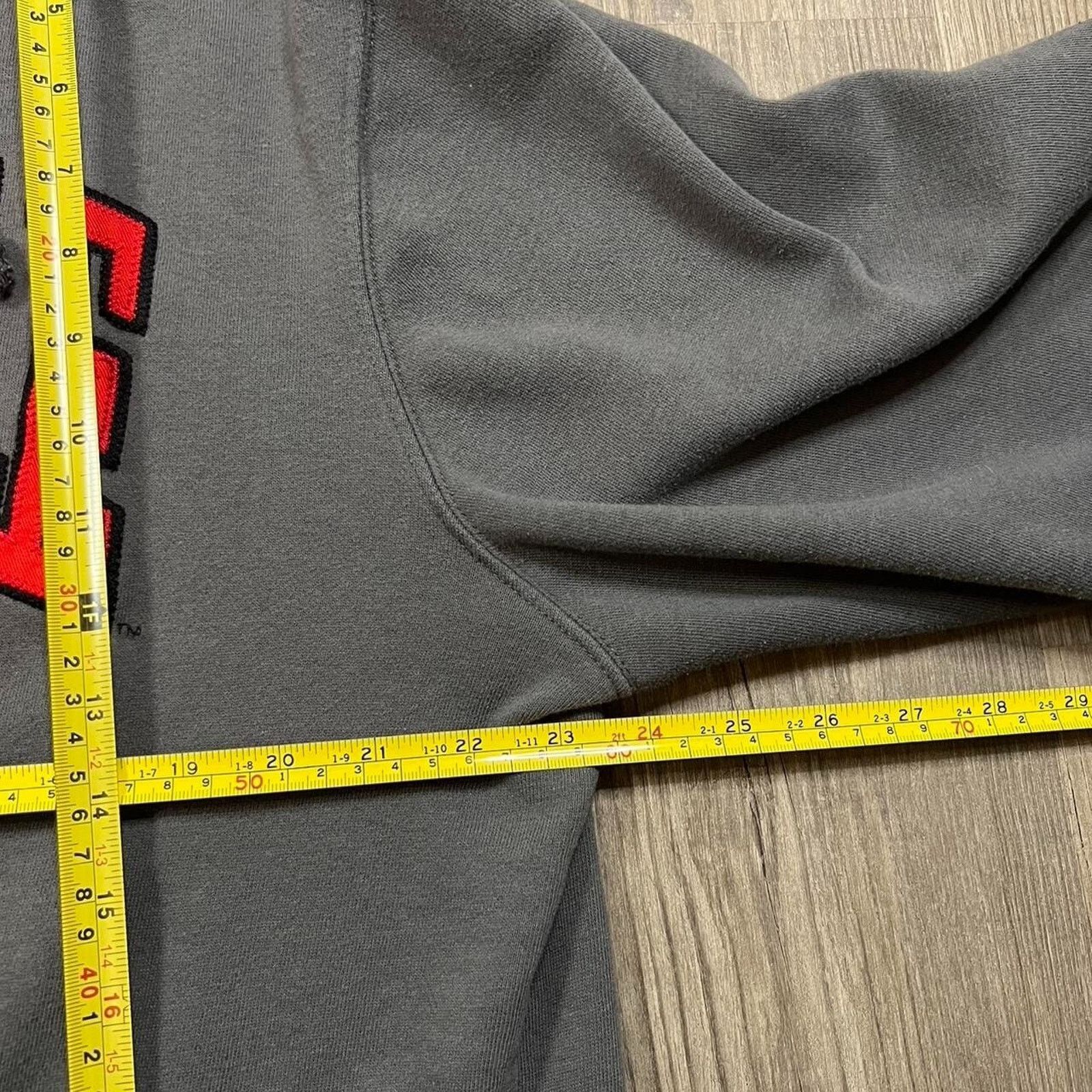 J. America Louisville University Cardinals Men’s Gray Hoodie Size XL Size US XL / EU 56 / 4 - 3 Thumbnail