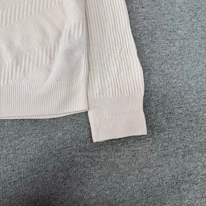 Loro Piana Loro Piana Light Pink V-neck Herringbone Bat Sleeve Short Size M / US 6-8 / IT 42-44 - 4 Thumbnail