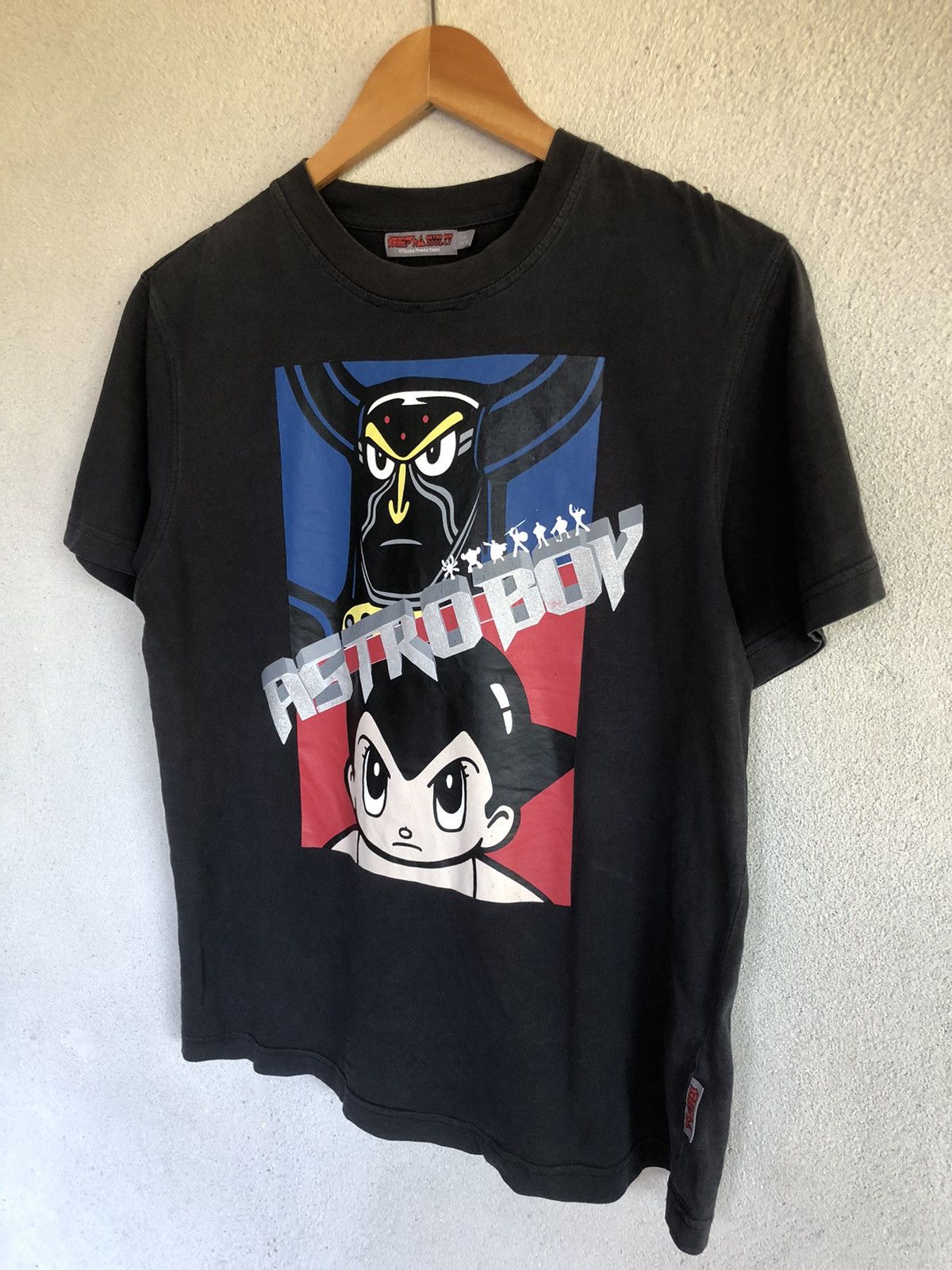 Anime × Cartoon Network × Vintage Vintage Sunfaded Y2K Astro Boy Tezuka Productions Tshirt Size US M / EU 48-50 / 2 - 4 Thumbnail