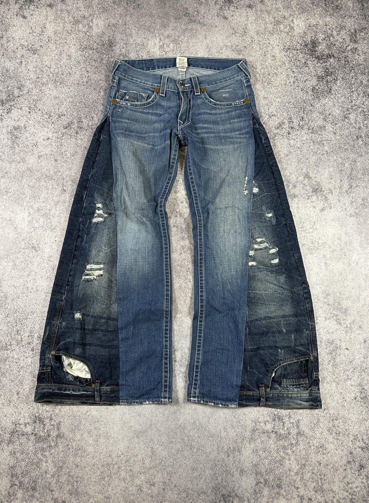 True Religion Y2K vintage true religion jeans denim Streetwear casual hype Size US 31 - 1 Thumbnail