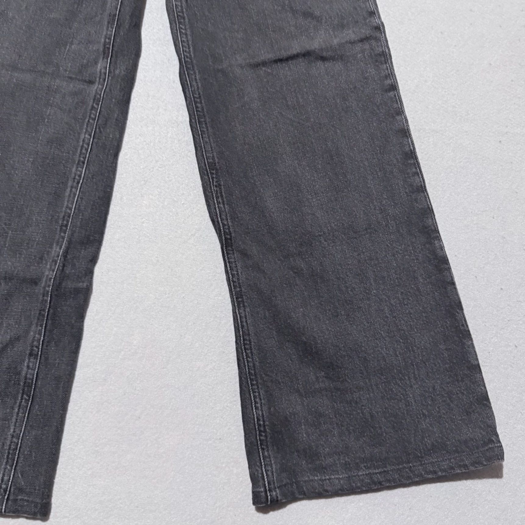 H&M H&M Jeans Women Black Denim High Rise Flared Classic Zip Fly 4 Size 27" / US 4 / IT 40 - 6 Thumbnail